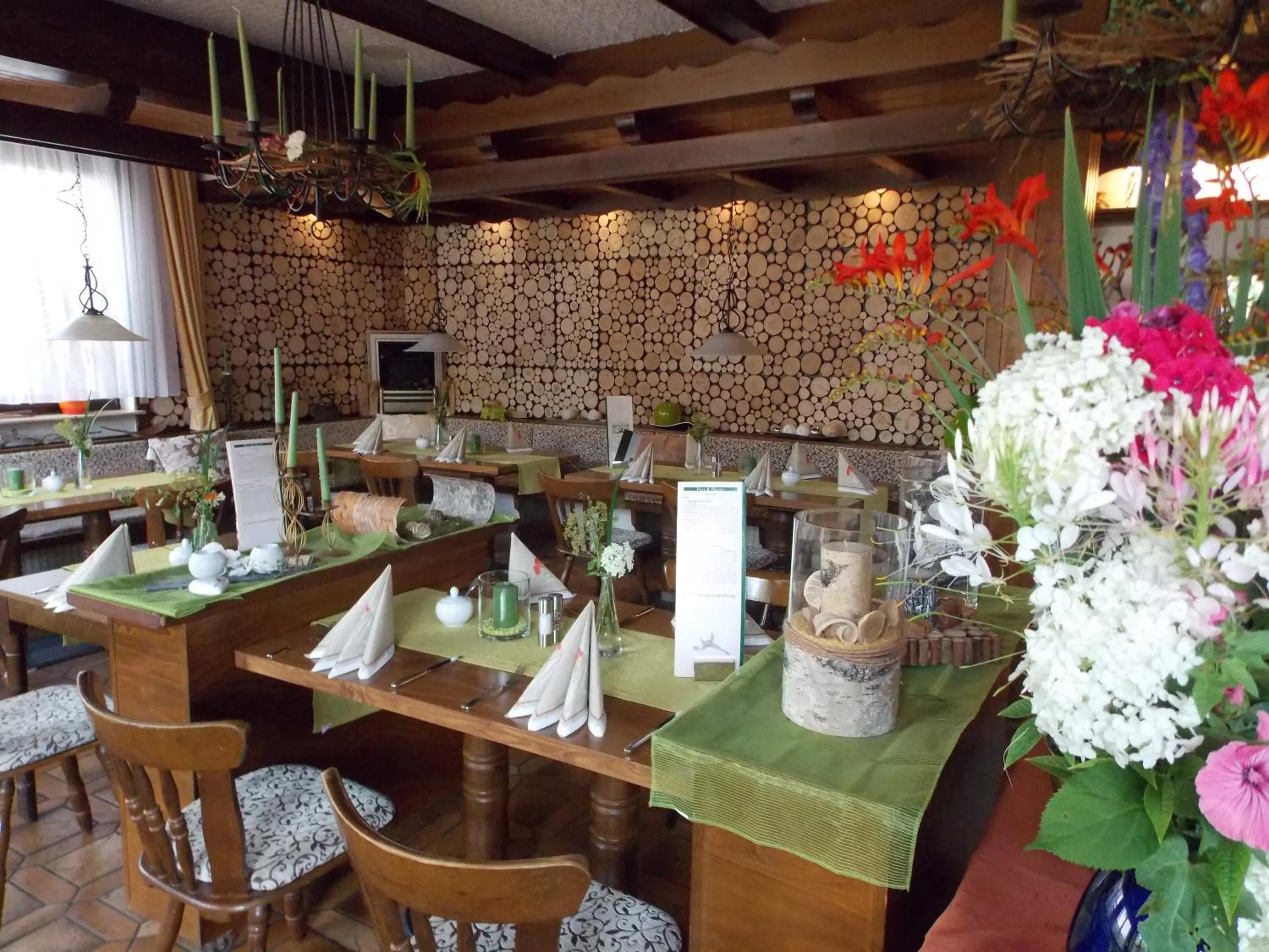 Restaurant/places to eat in Landhotel Fasanenhof