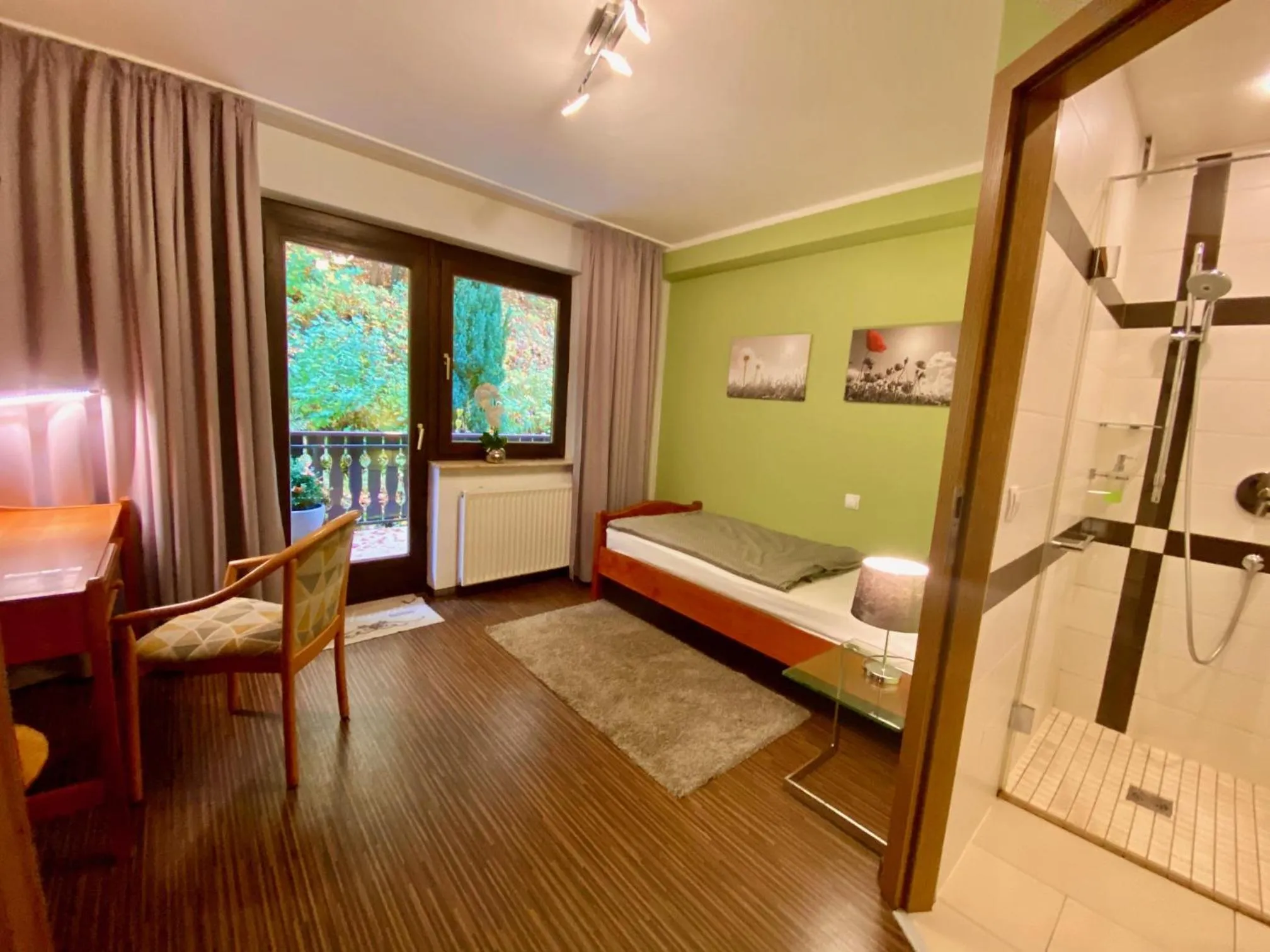 Balcony/Terrace, Bed in Landhotel Fasanenhof