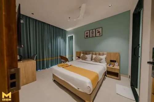 THE M HOTEL
