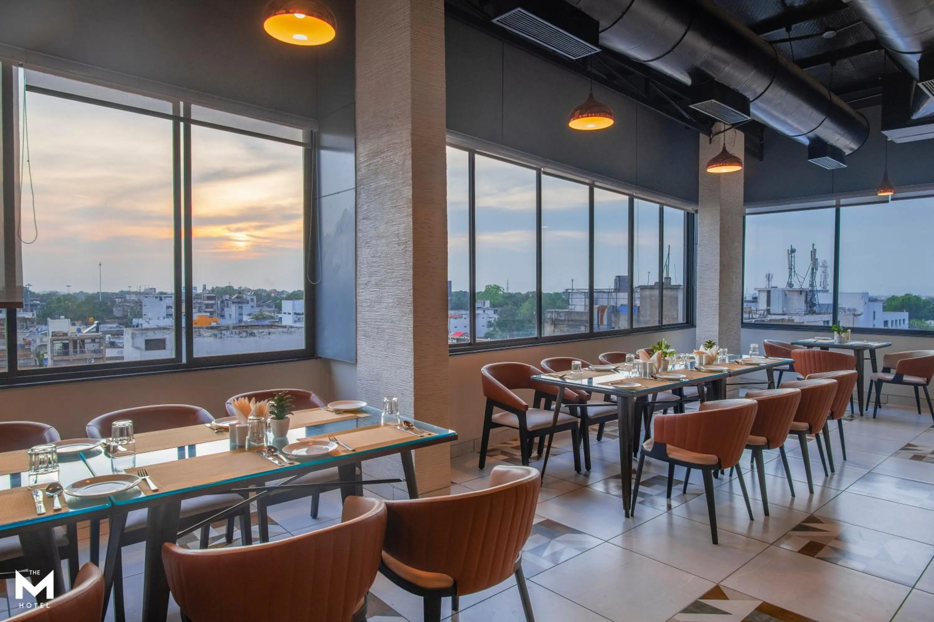 Restaurant/places to eat in THE M HOTEL