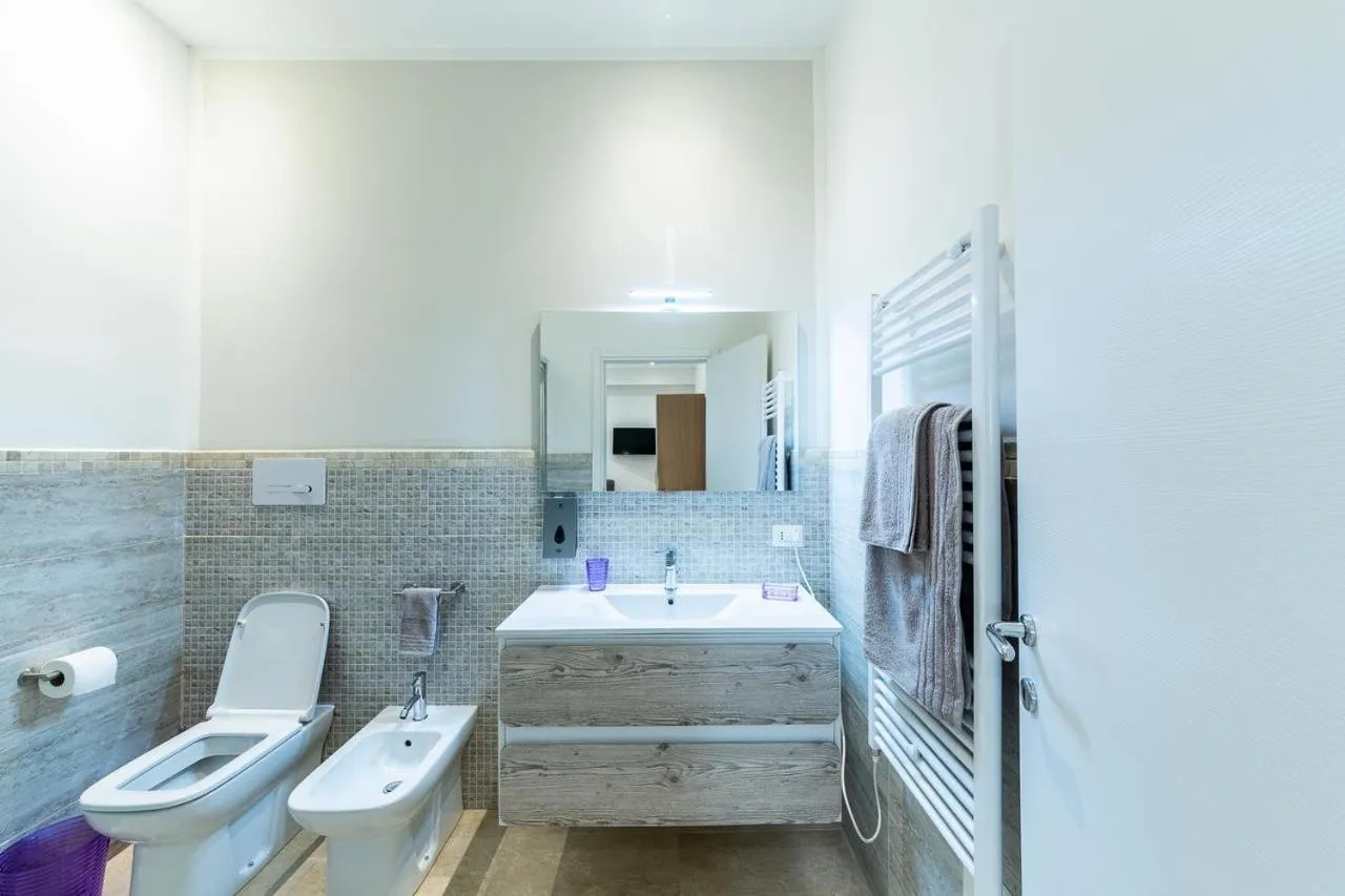 La Promenade Rooms & Suites