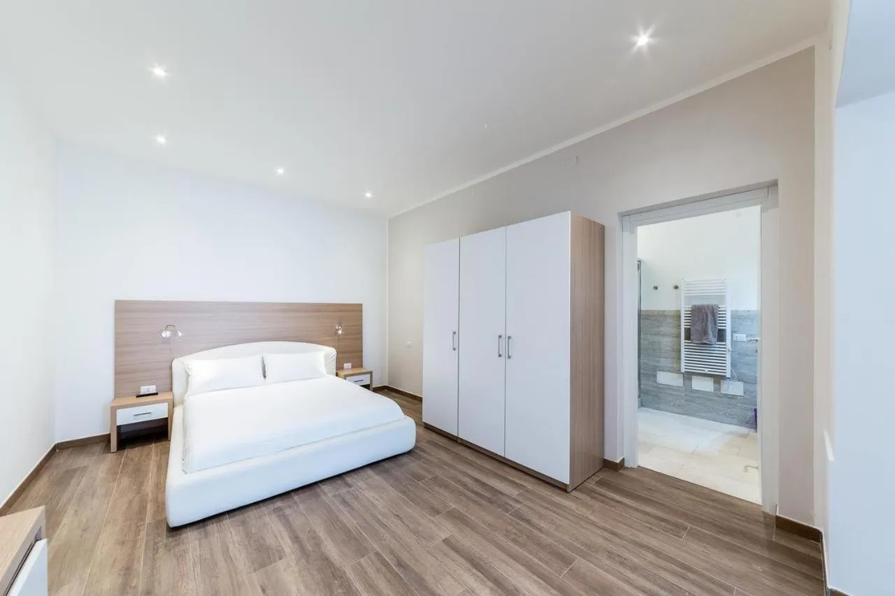 Family, Bed in La Promenade Rooms & Suites