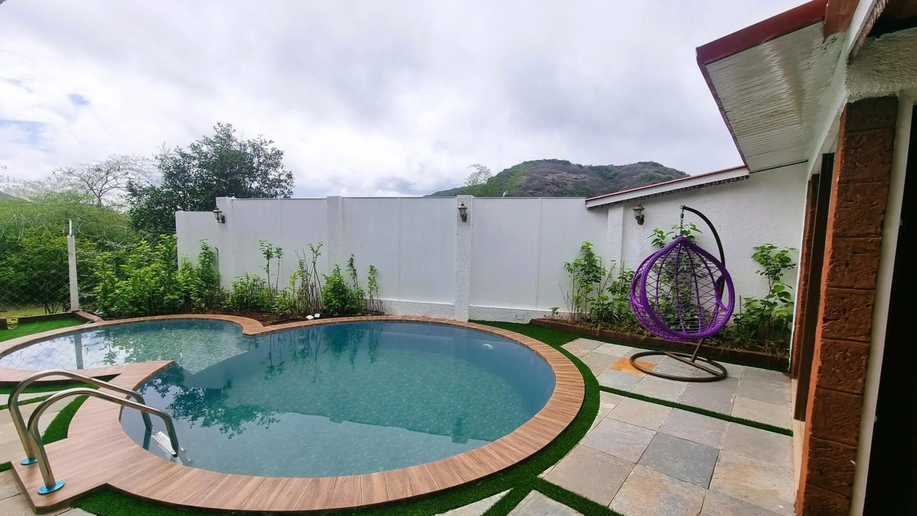 Stream Villa with Pool and Outdoor Jacuzzi. Row-House Villa in Nostravila Resort and Spa Stream Villa with Pool and Outdoor Jacuzzi. Row-House Villa in Nostravila Resort and Spa