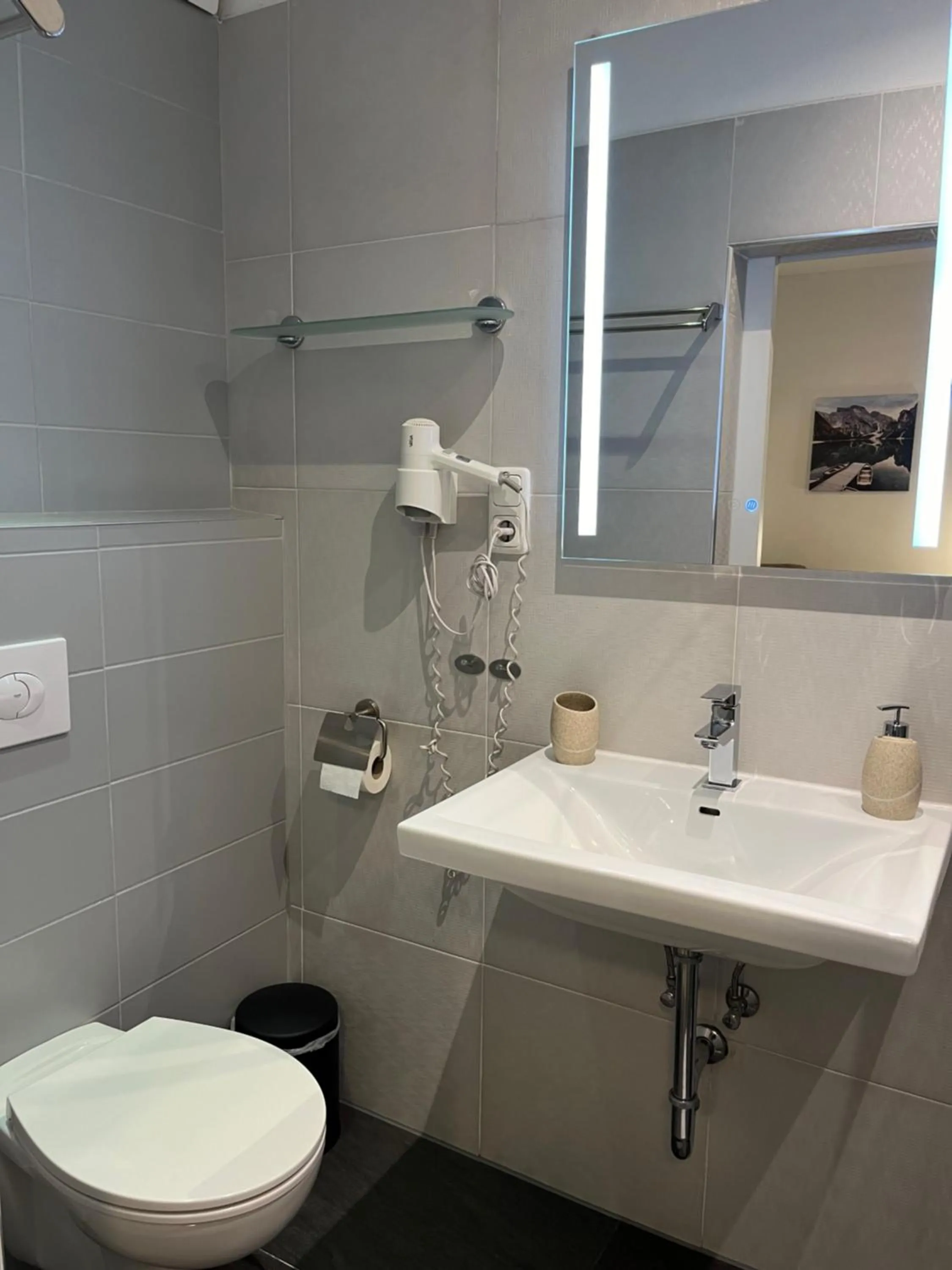 Bathroom in AMADEA - Cityhotel Salzburg