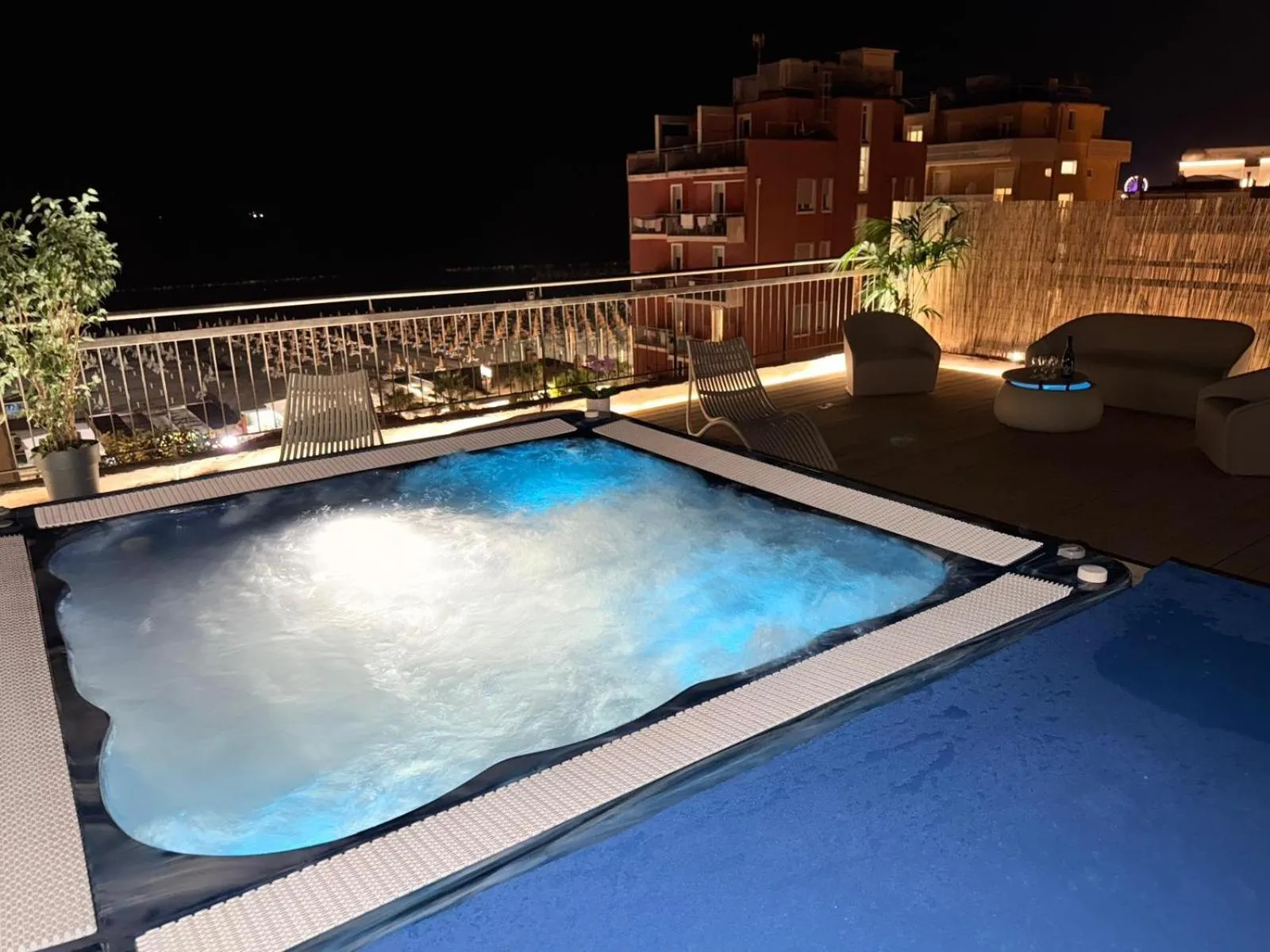 Hot Tub in Hotel Morolli