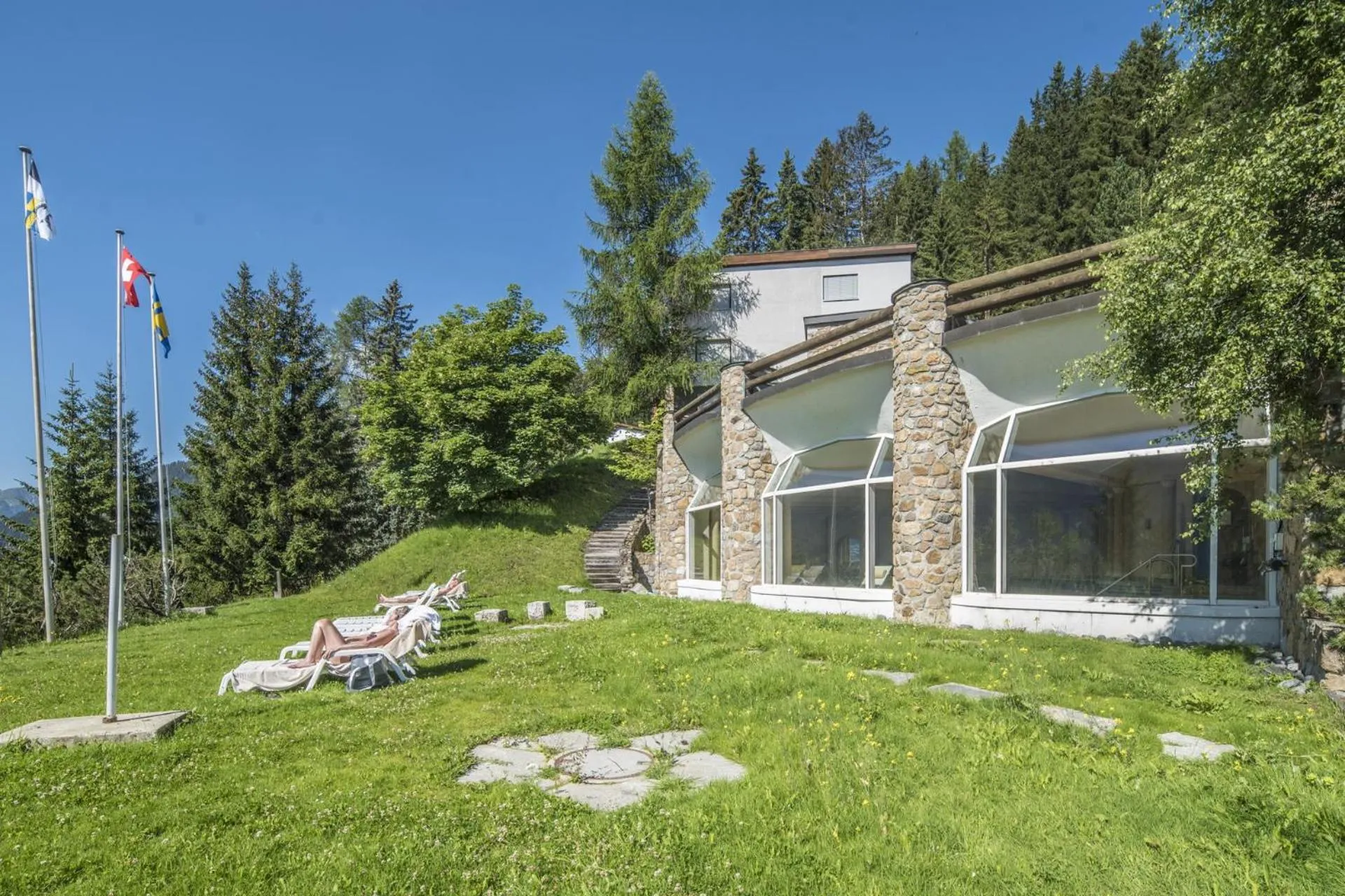 Garden in Waldhotel & SPA Davos - for body & soul