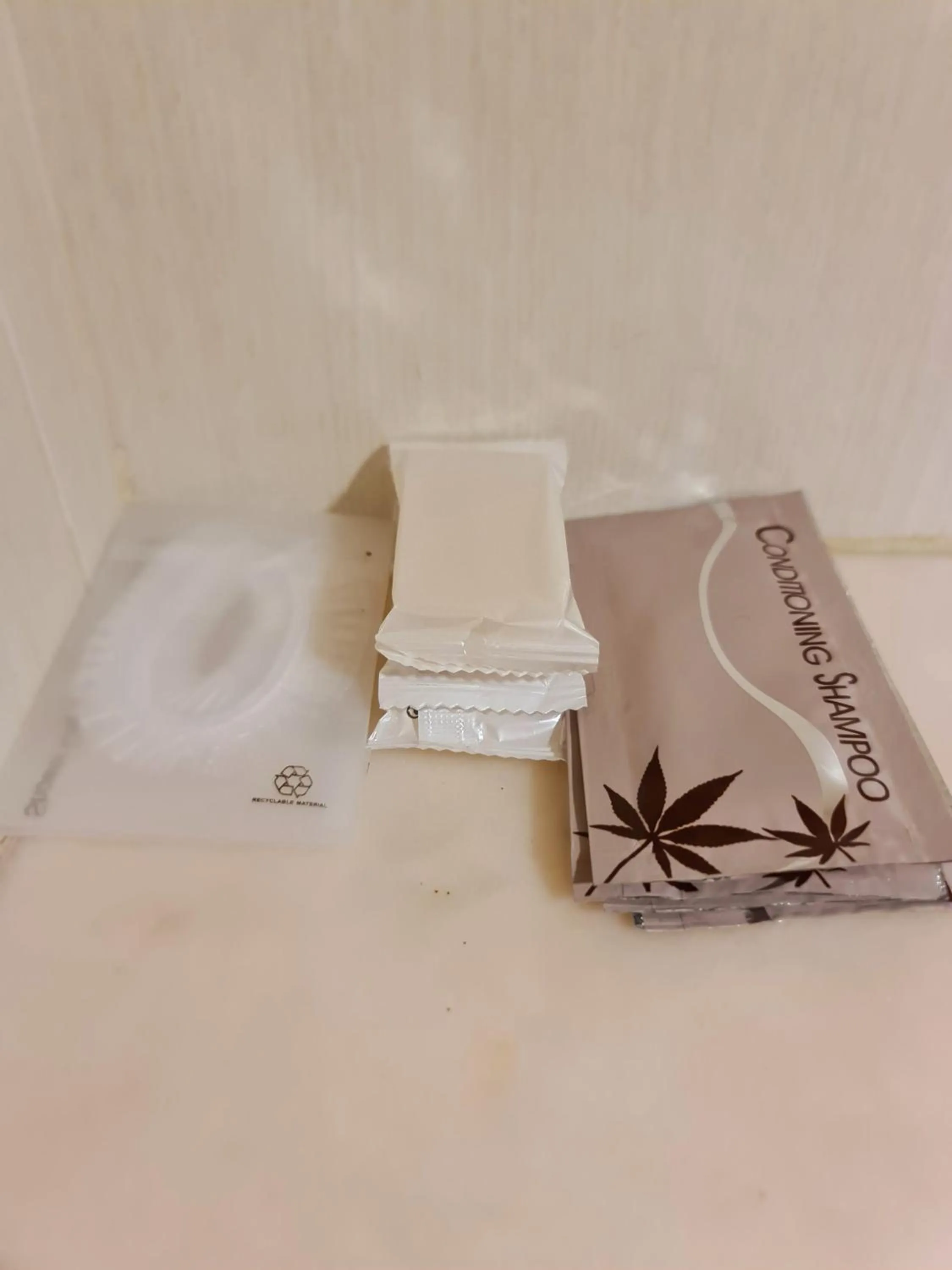 Bathroom, Bed in Bee Garden & BB Motel - Alor Setar