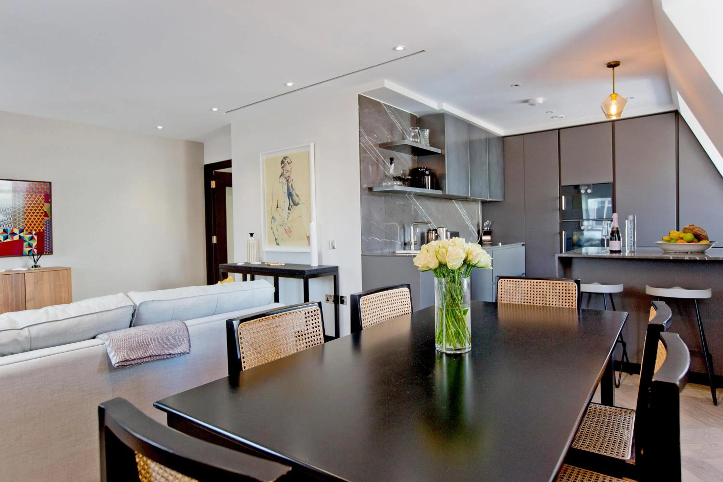 Kitchen or kitchenette in 37GS Residences