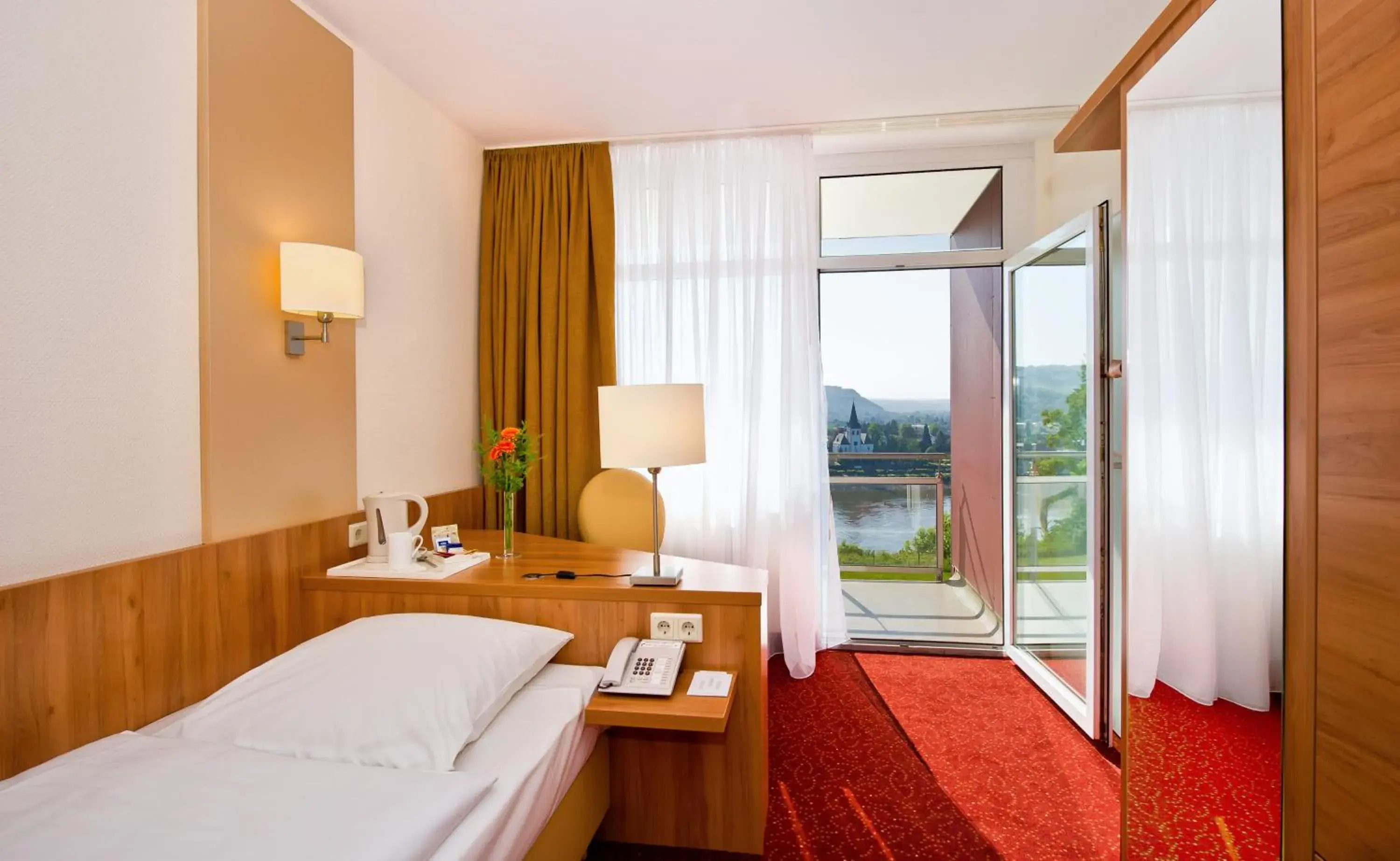 Superior Single Room in Ringhotel Haus Oberwinter Superior Single Room in Ringhotel Haus Oberwinter