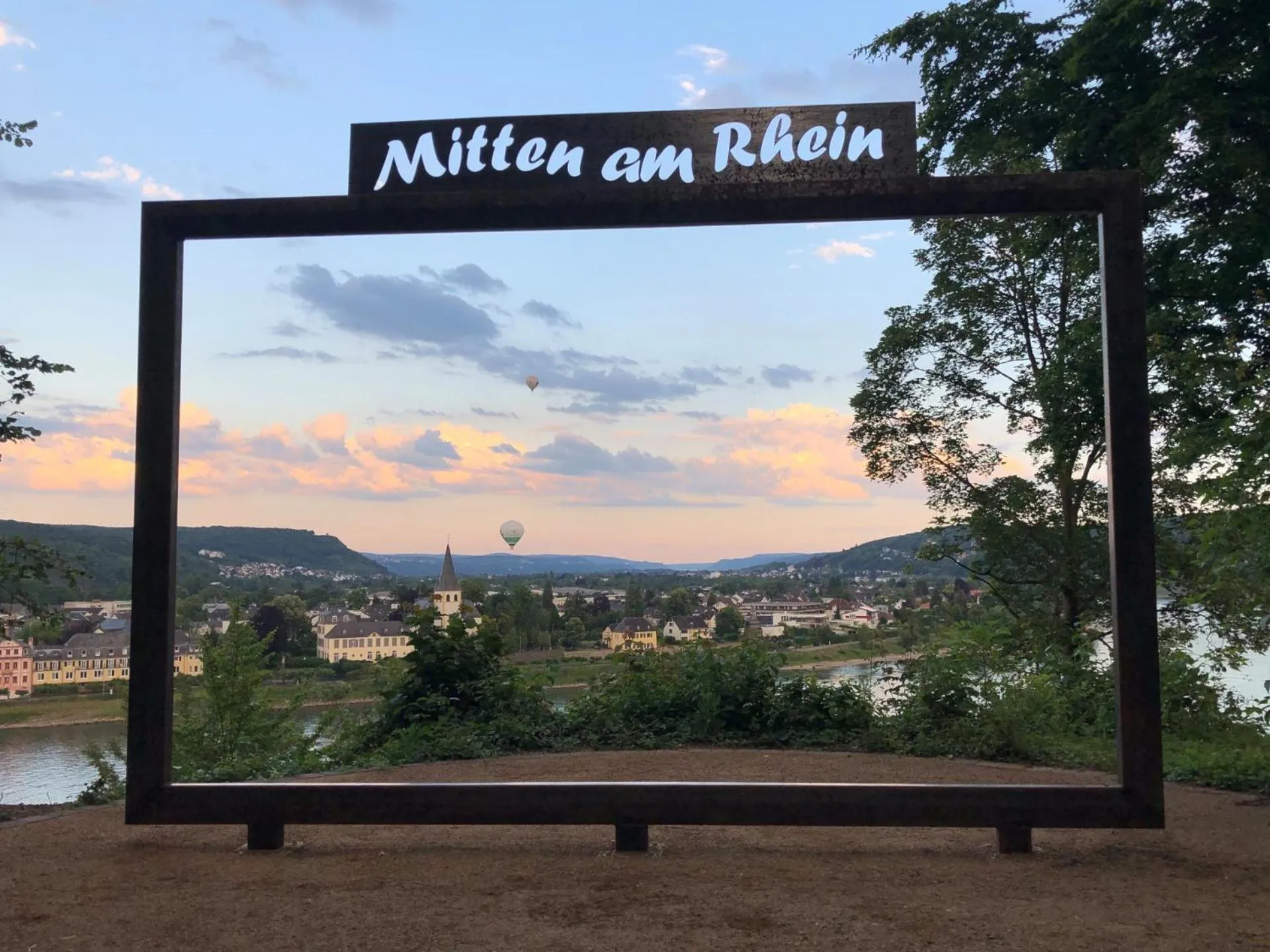 Property building in Ringhotel Haus Oberwinter