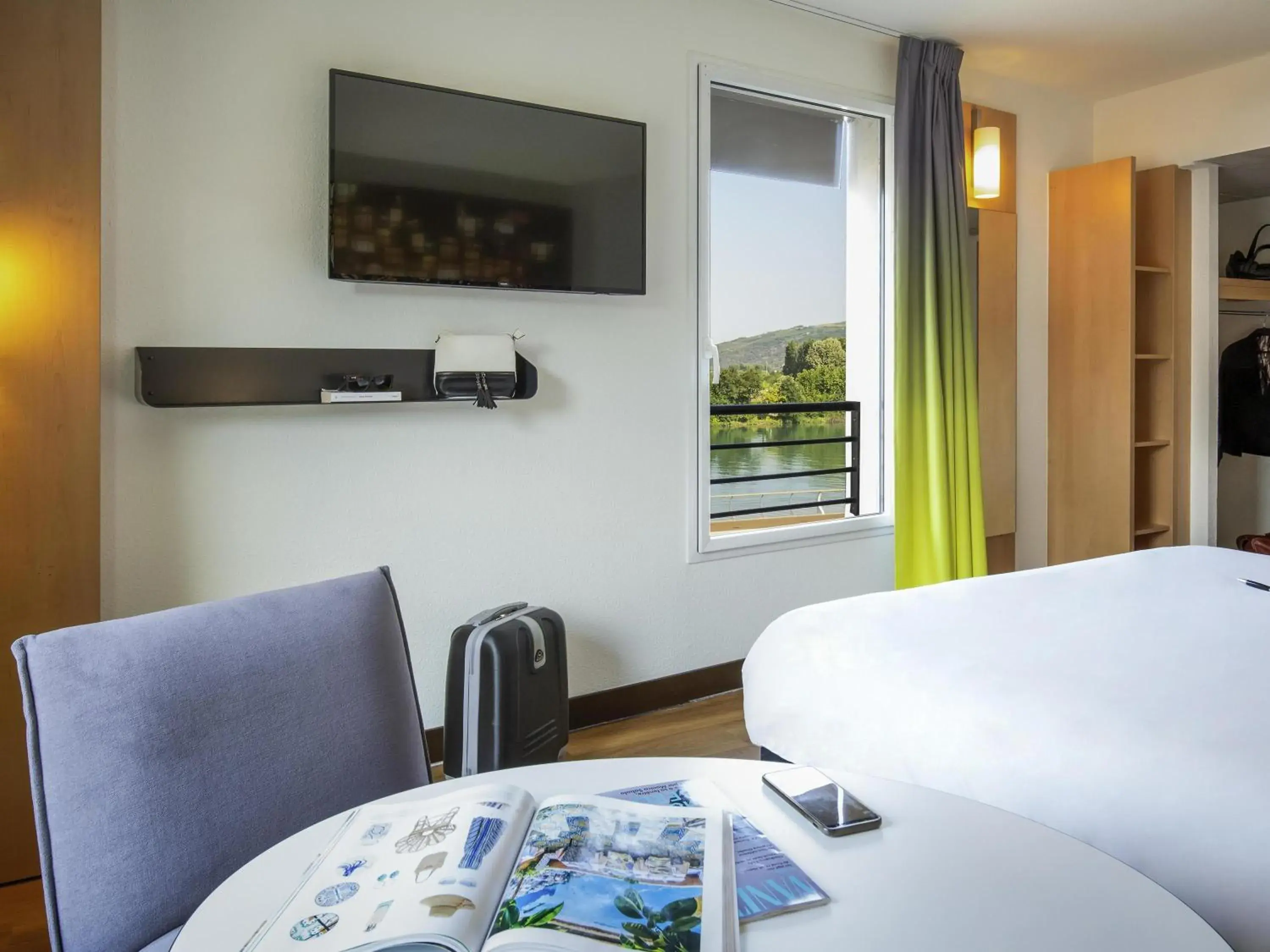 Standard Double Room in ibis Lyon Sud Vienne Saint-Louis Standard Double Room in ibis Lyon Sud Vienne Saint-Louis