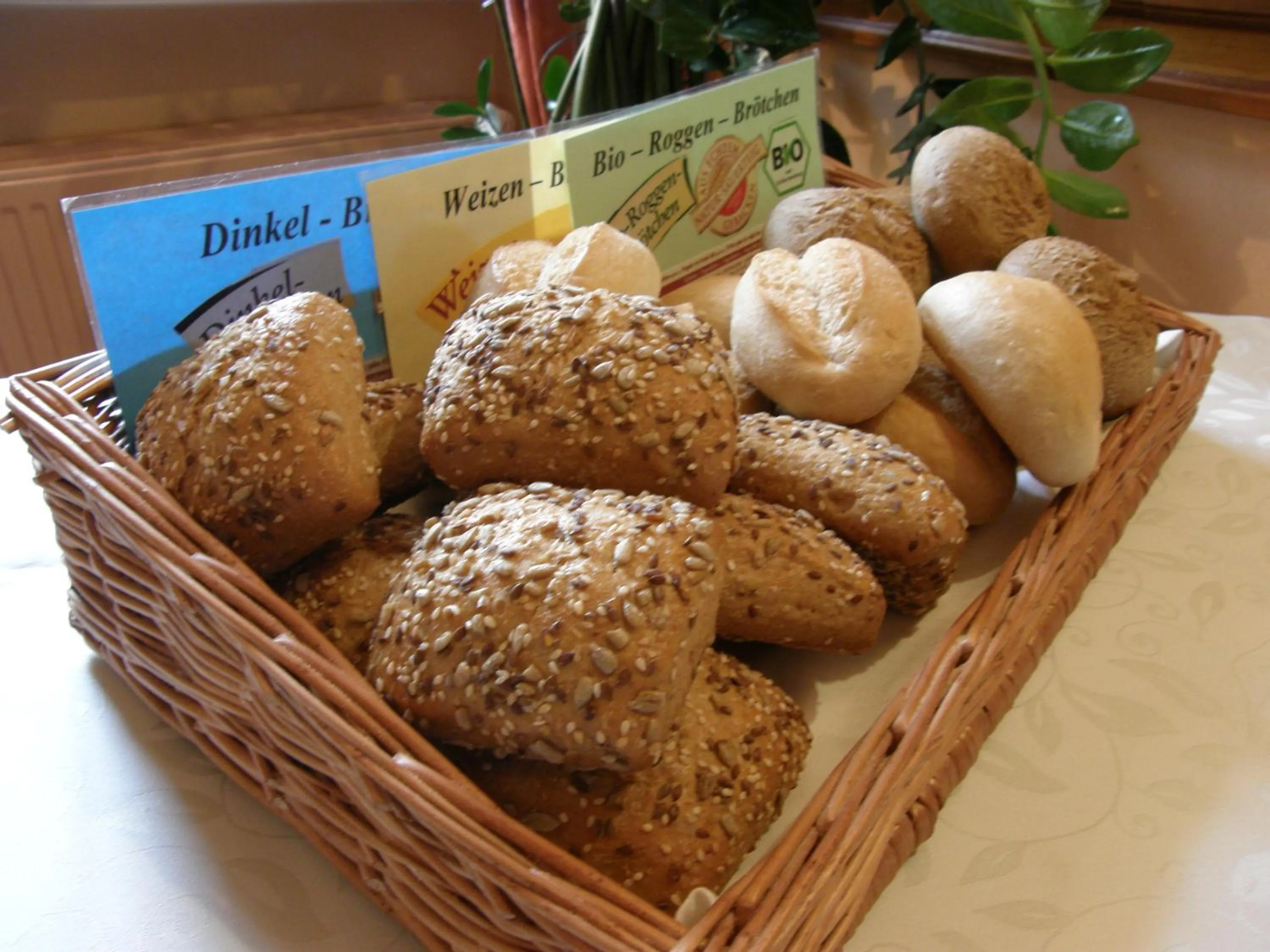 Buffet breakfast in Hotel Garni Schlossgarten