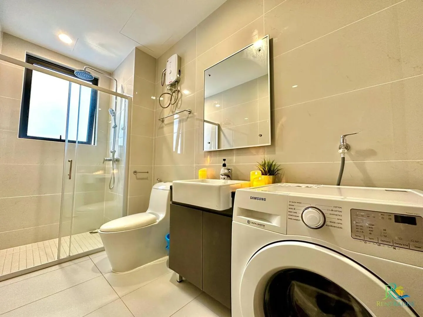 Shower in Country Garden Danga Bay @ UHA