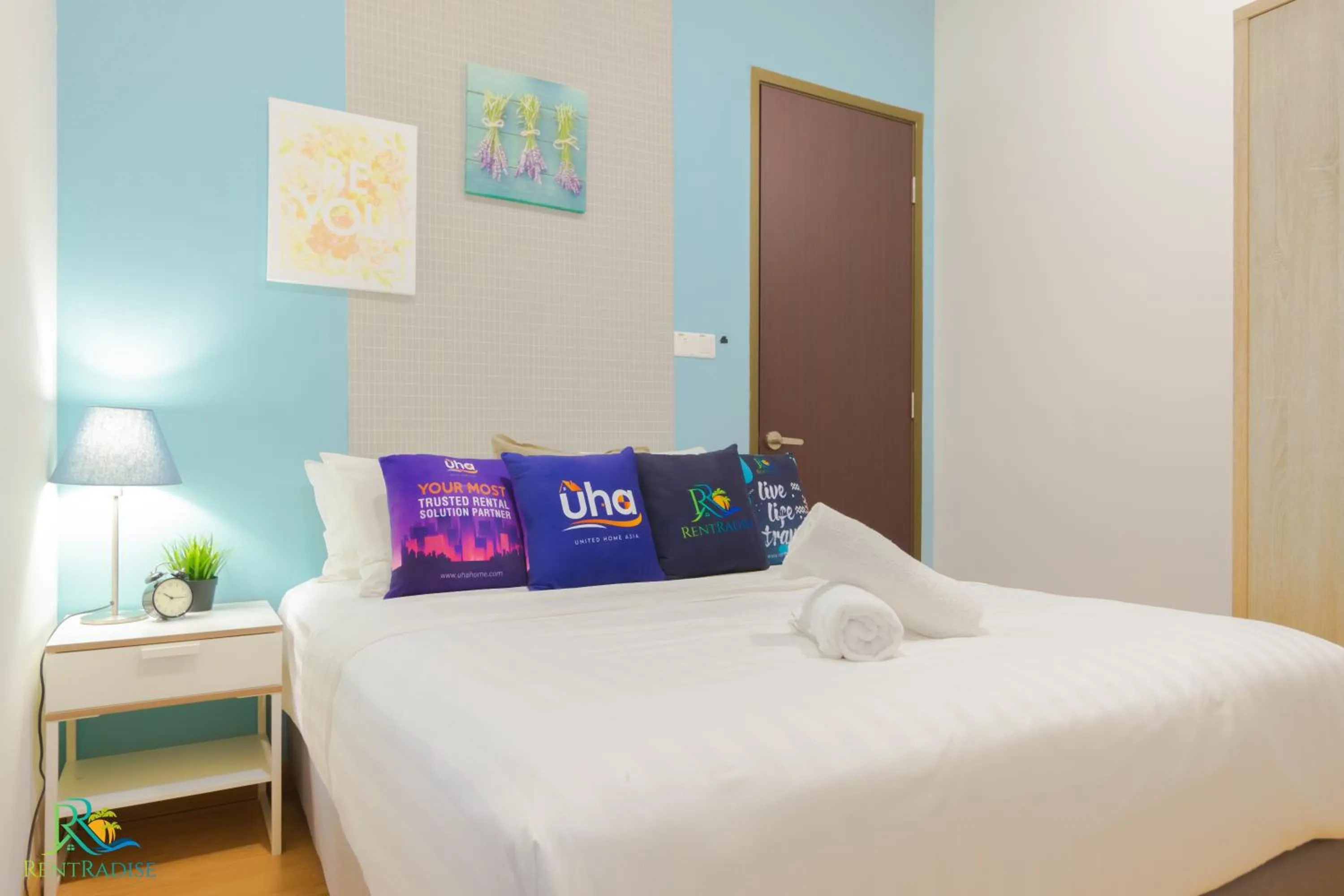 Bedroom, Bed in Country Garden Danga Bay @ UHA