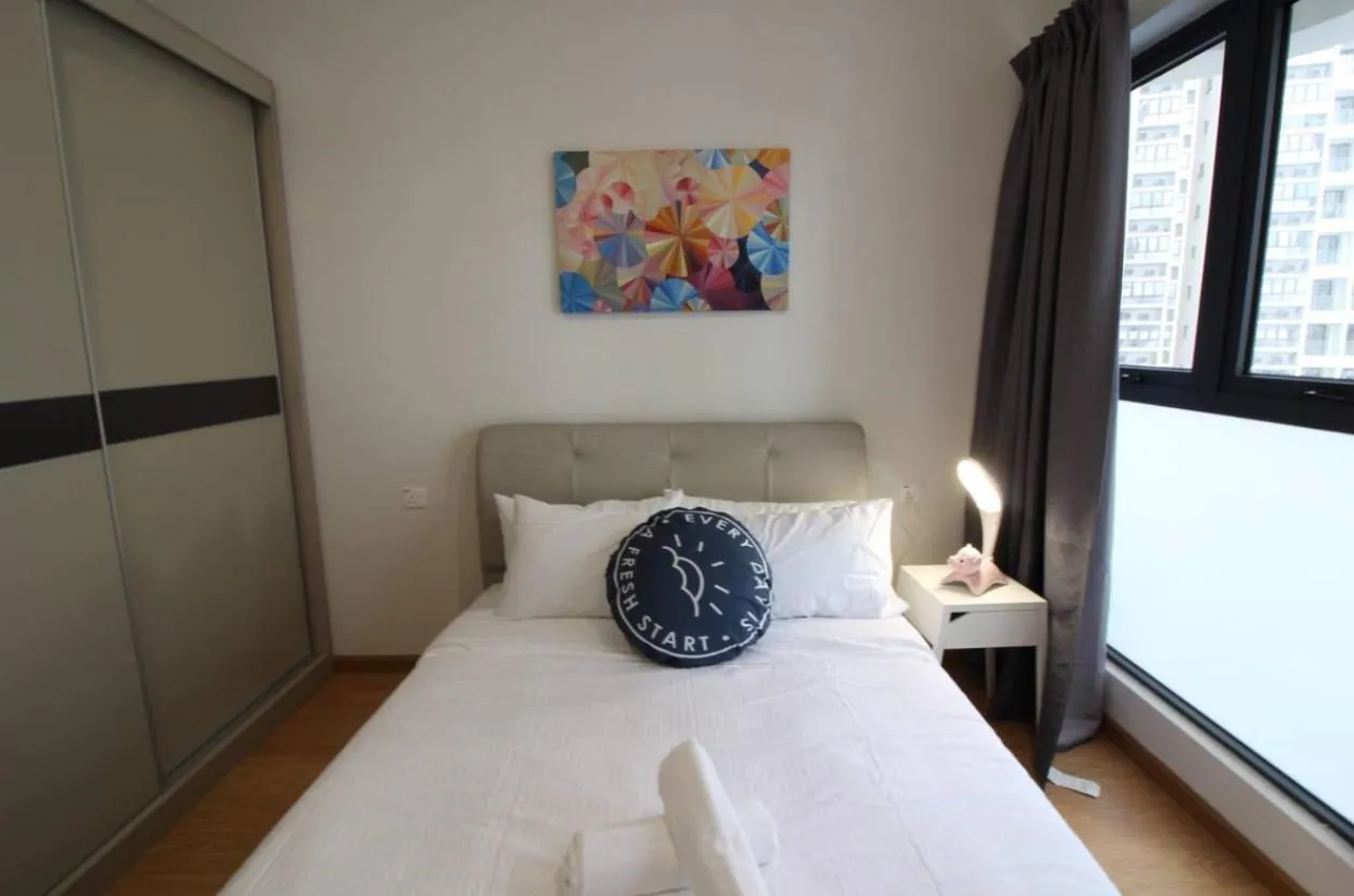 Bed in Country Garden Danga Bay @ UHA