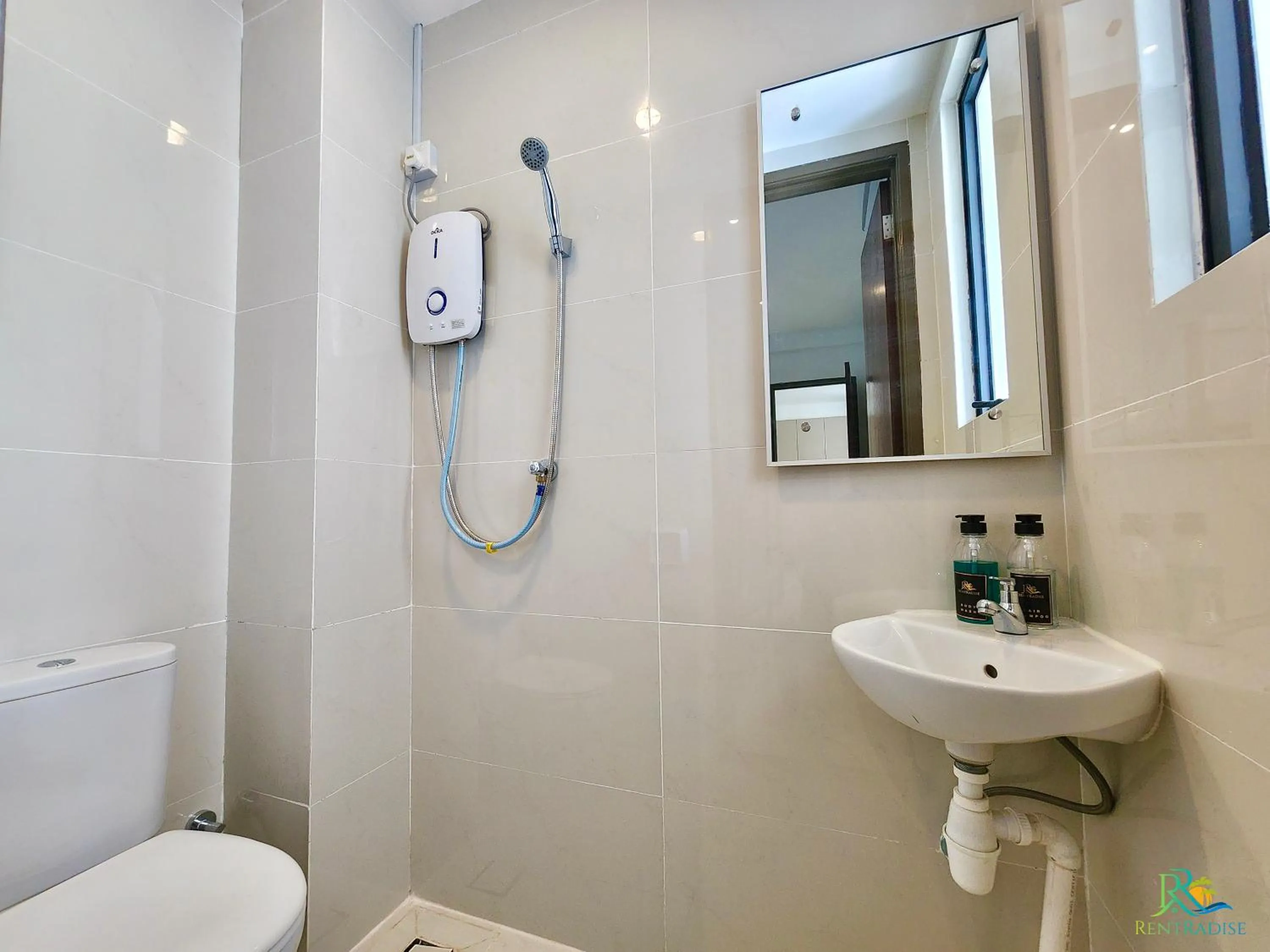 Bathroom in Country Garden Danga Bay @ UHA