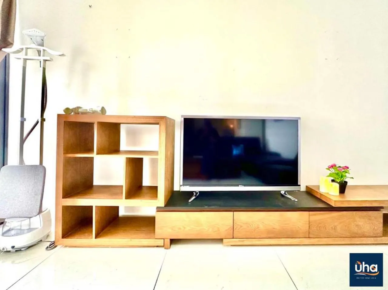 Communal lounge/ TV room in Country Garden Danga Bay @ UHA