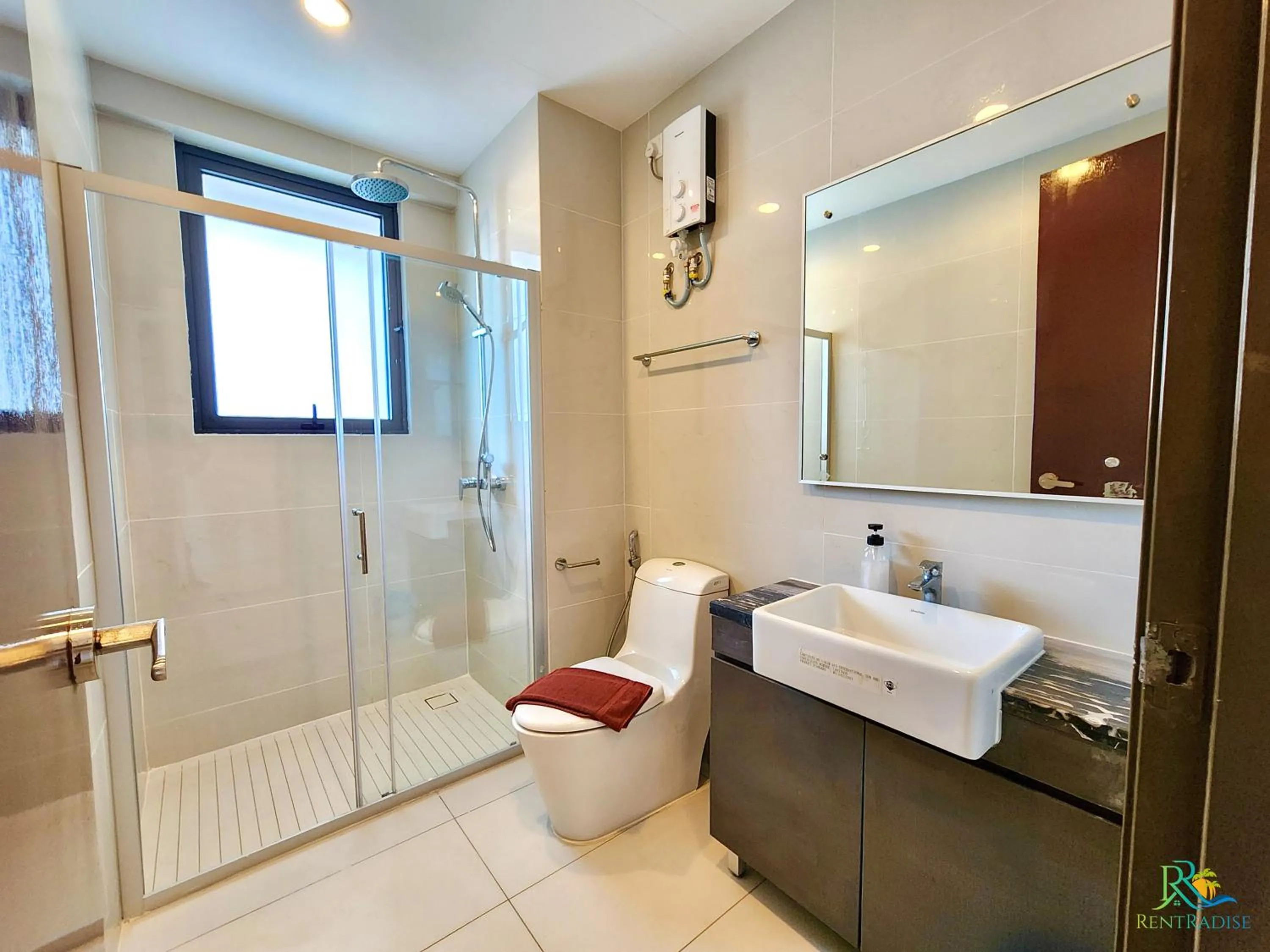 Bathroom in Country Garden Danga Bay @ UHA