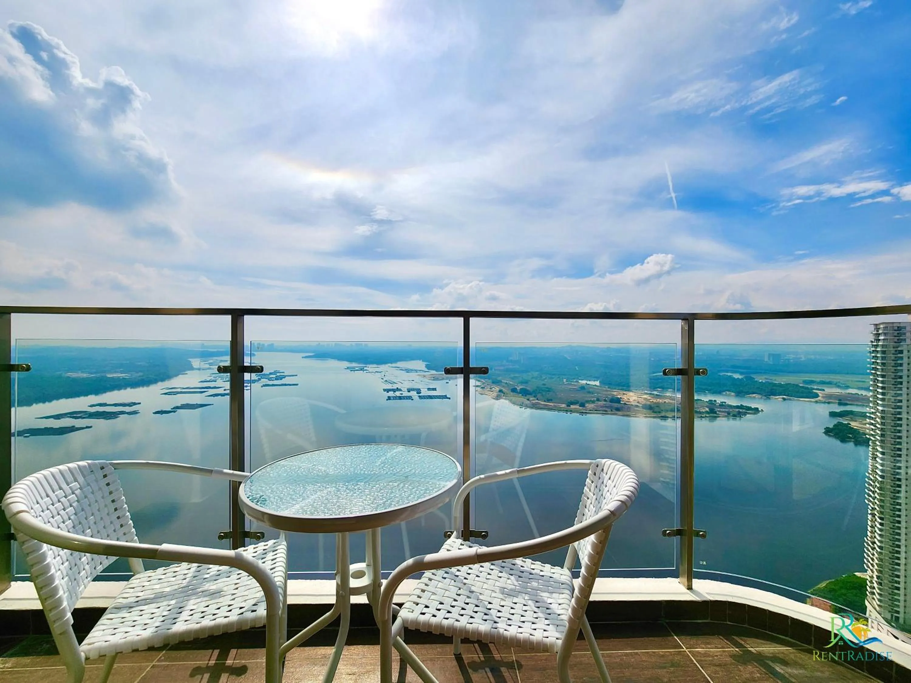 Balcony/Terrace in Country Garden Danga Bay @ UHA