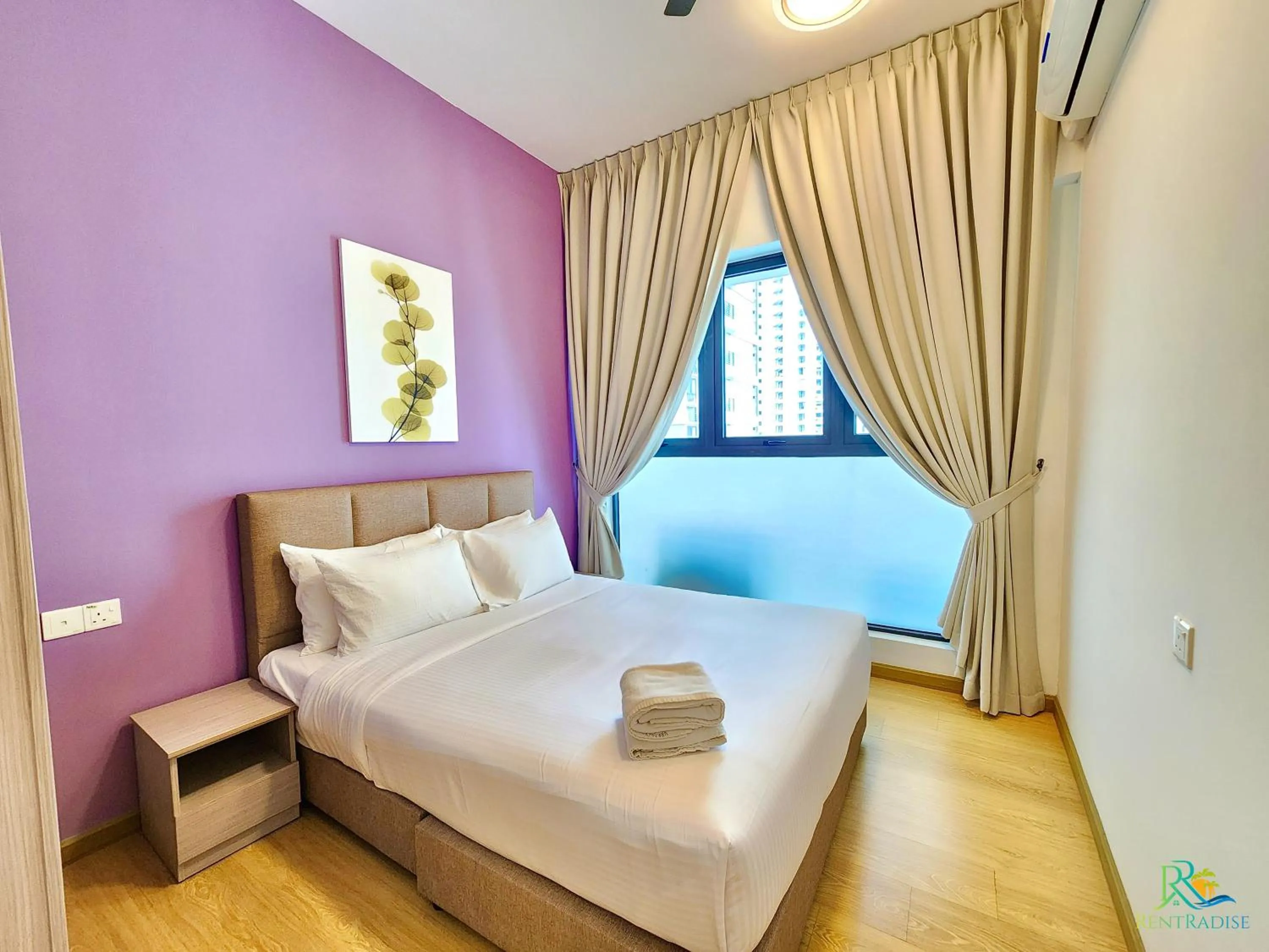 Bed in Country Garden Danga Bay @ UHA