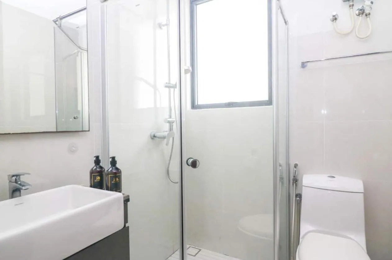 Bathroom in Country Garden Danga Bay @ UHA