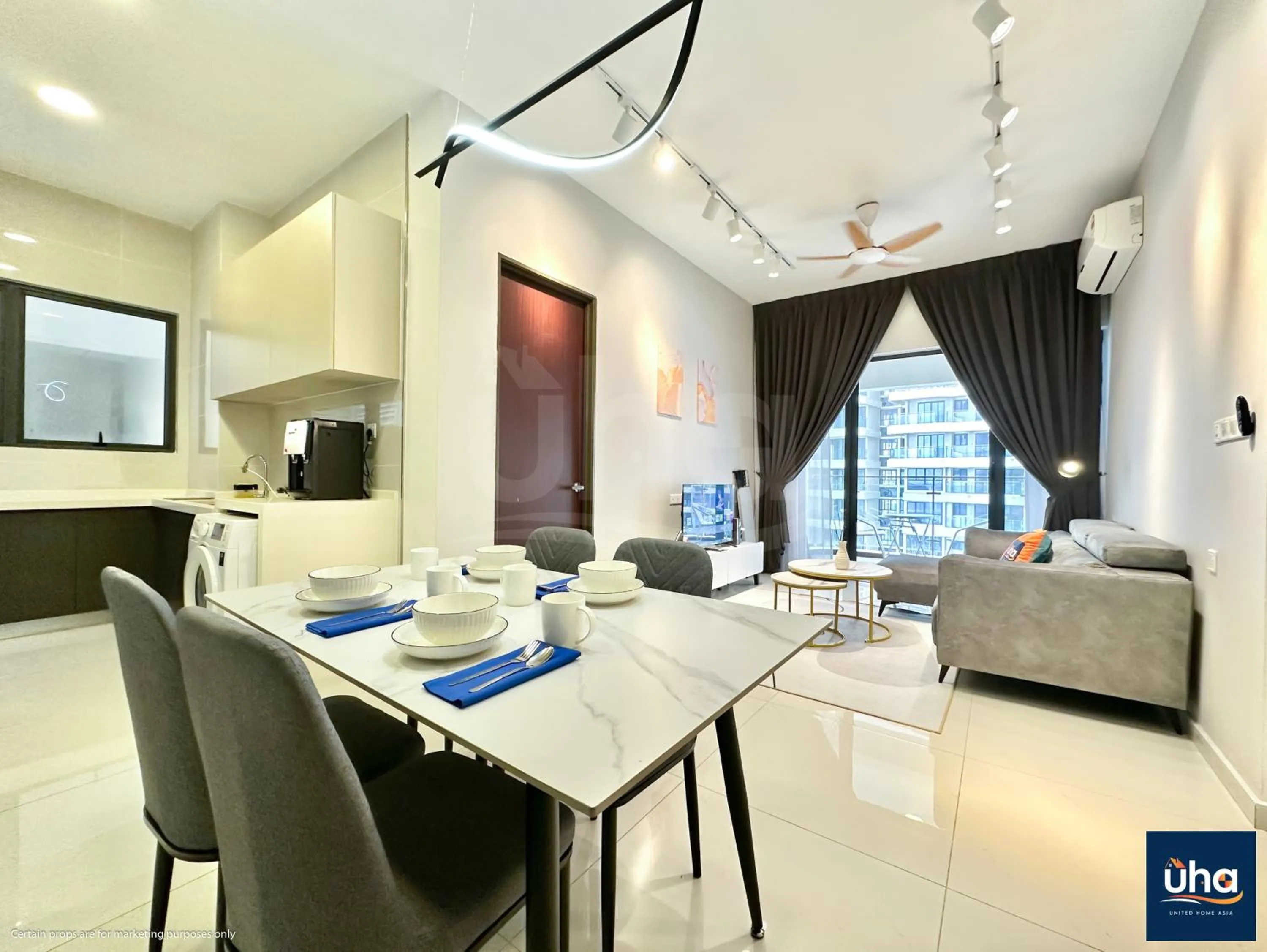 TV and multimedia in Country Garden Danga Bay @ UHA