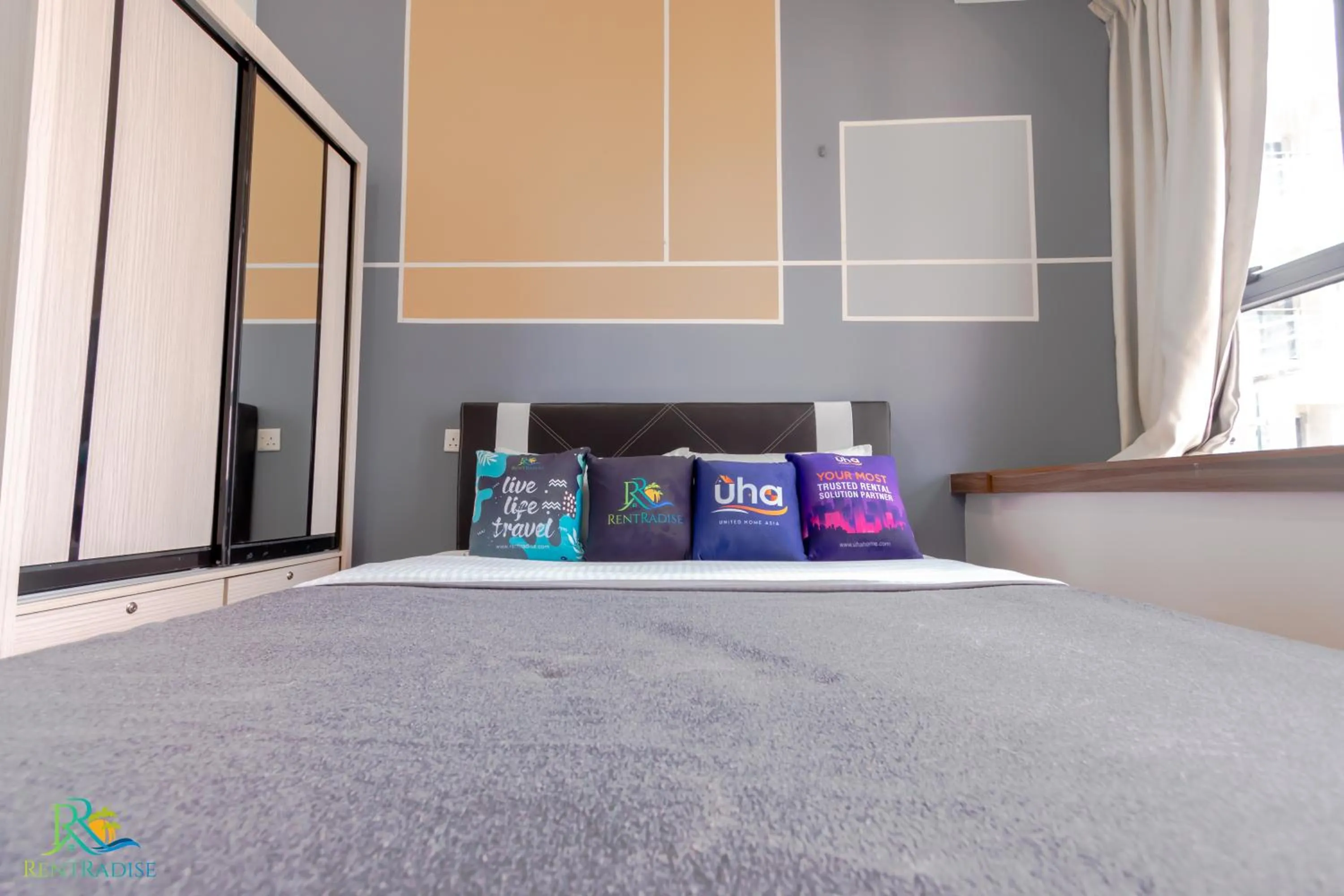 Bedroom, Bed in Country Garden Danga Bay @ UHA