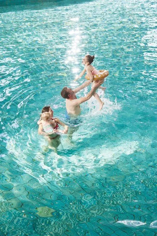 Swimming pool in Van der Valk Resort Linstow