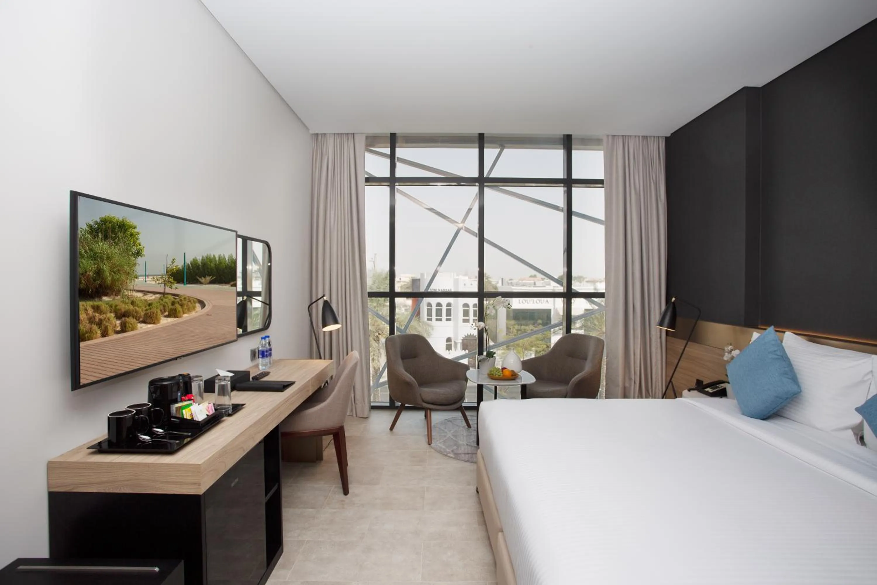 Bedroom, Bed in Beach Walk Hotel Jumeirah