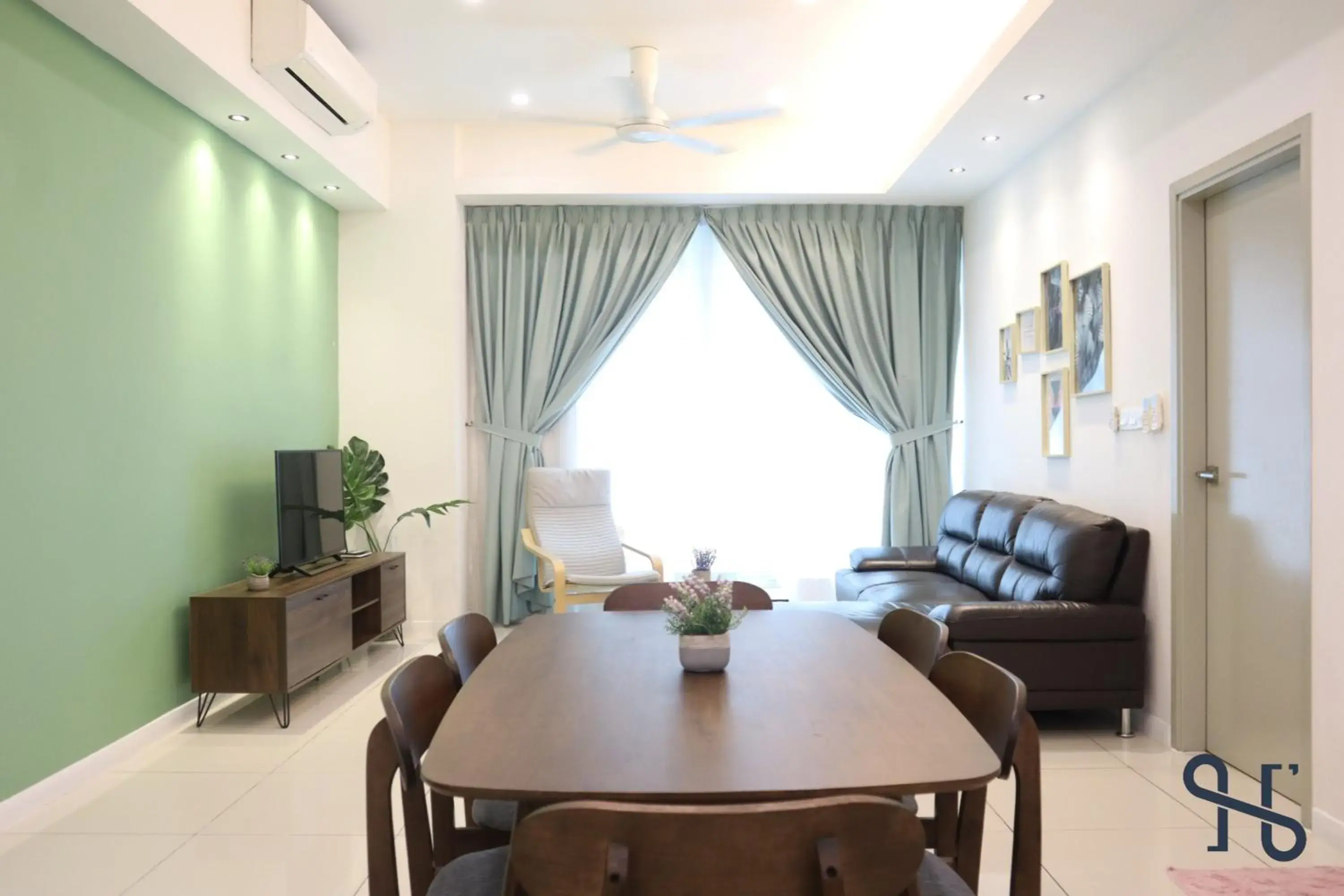 Two-Bedroom Apartment in Homesuite' Home at Sutera Avenue Two-Bedroom Apartment in Homesuite' Home at Sutera Avenue