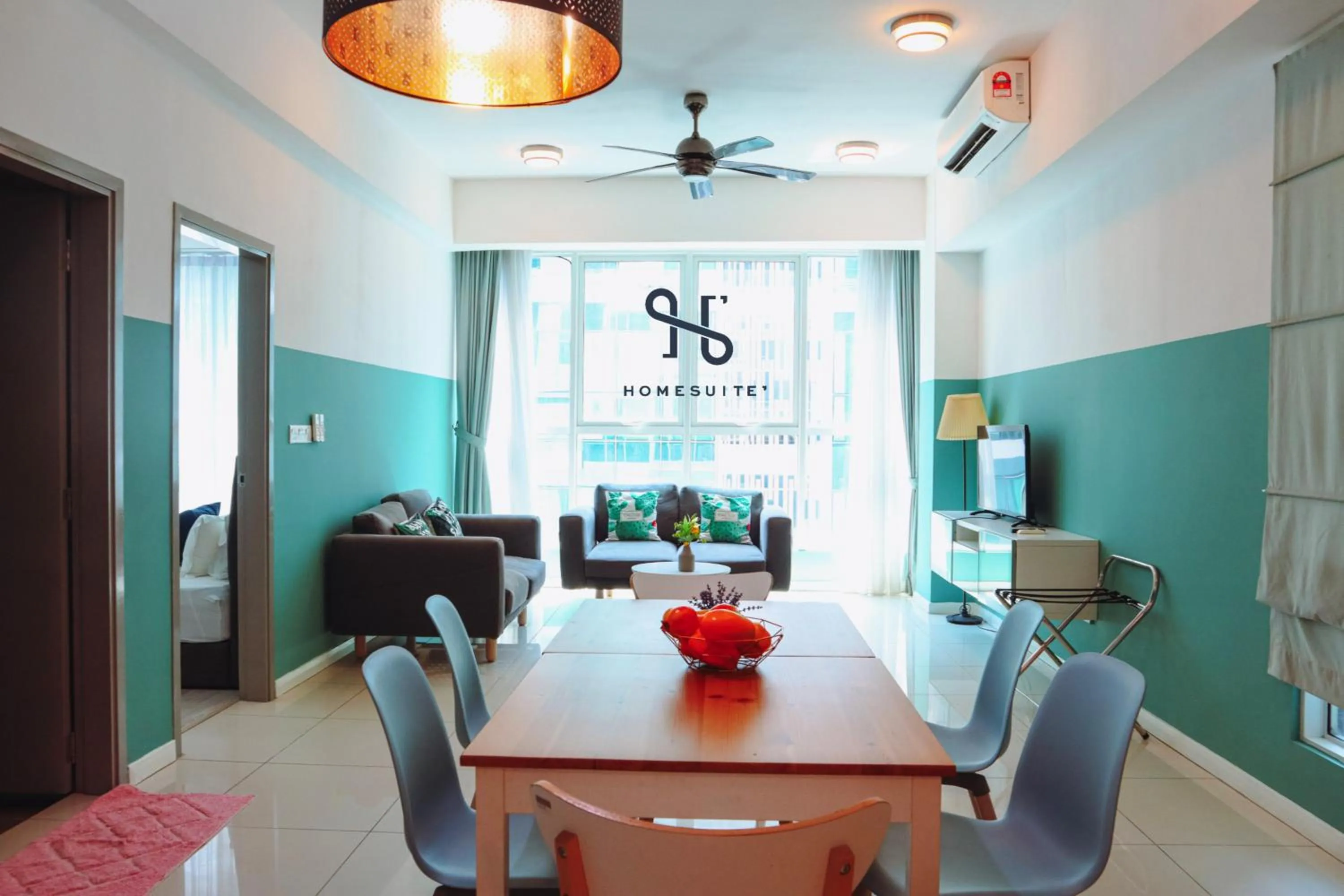 Dining area in Homesuite' Home at Sutera Avenue