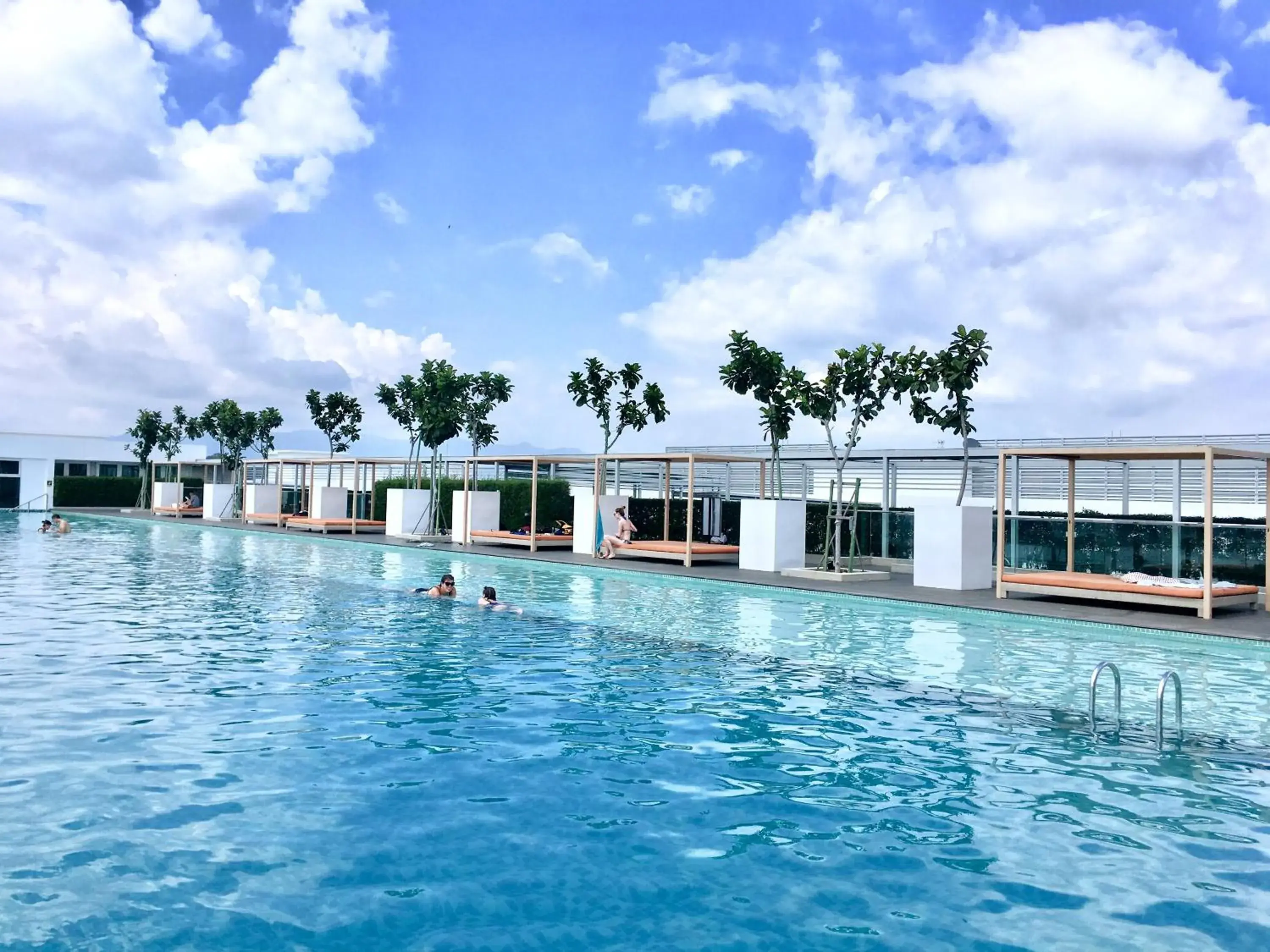 Homesuite' Home at Sutera Avenue Homesuite' Home at Sutera Avenue