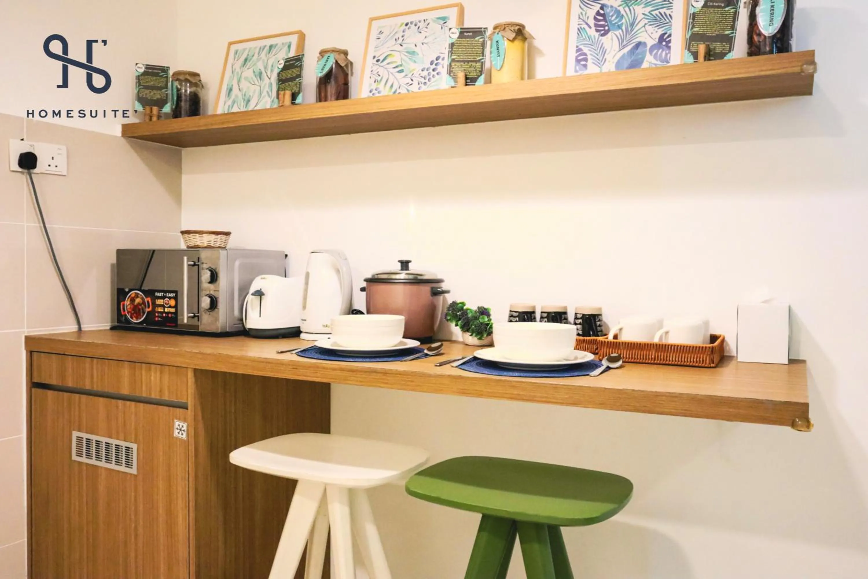 Coffee/tea facilities in Homesuite' Home at Sutera Avenue