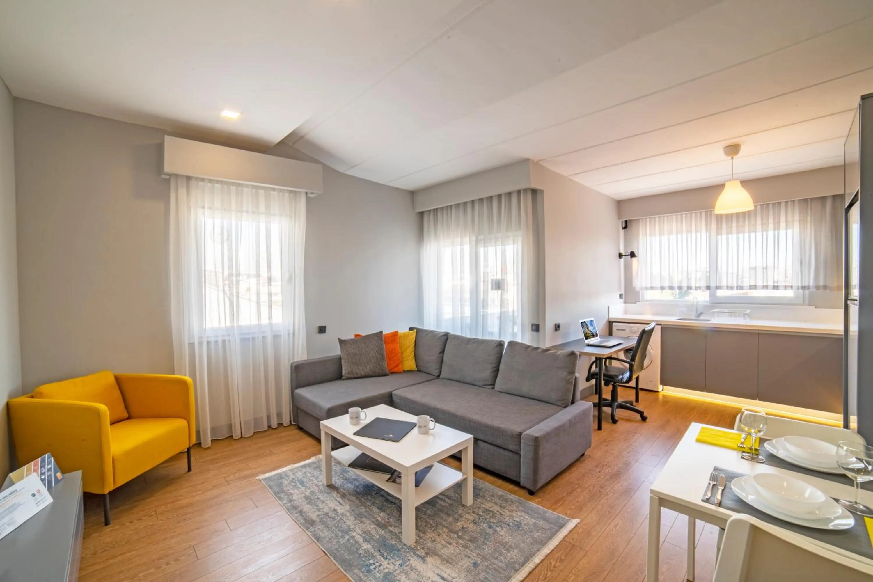 Living room in Stile Suite Family Hotel