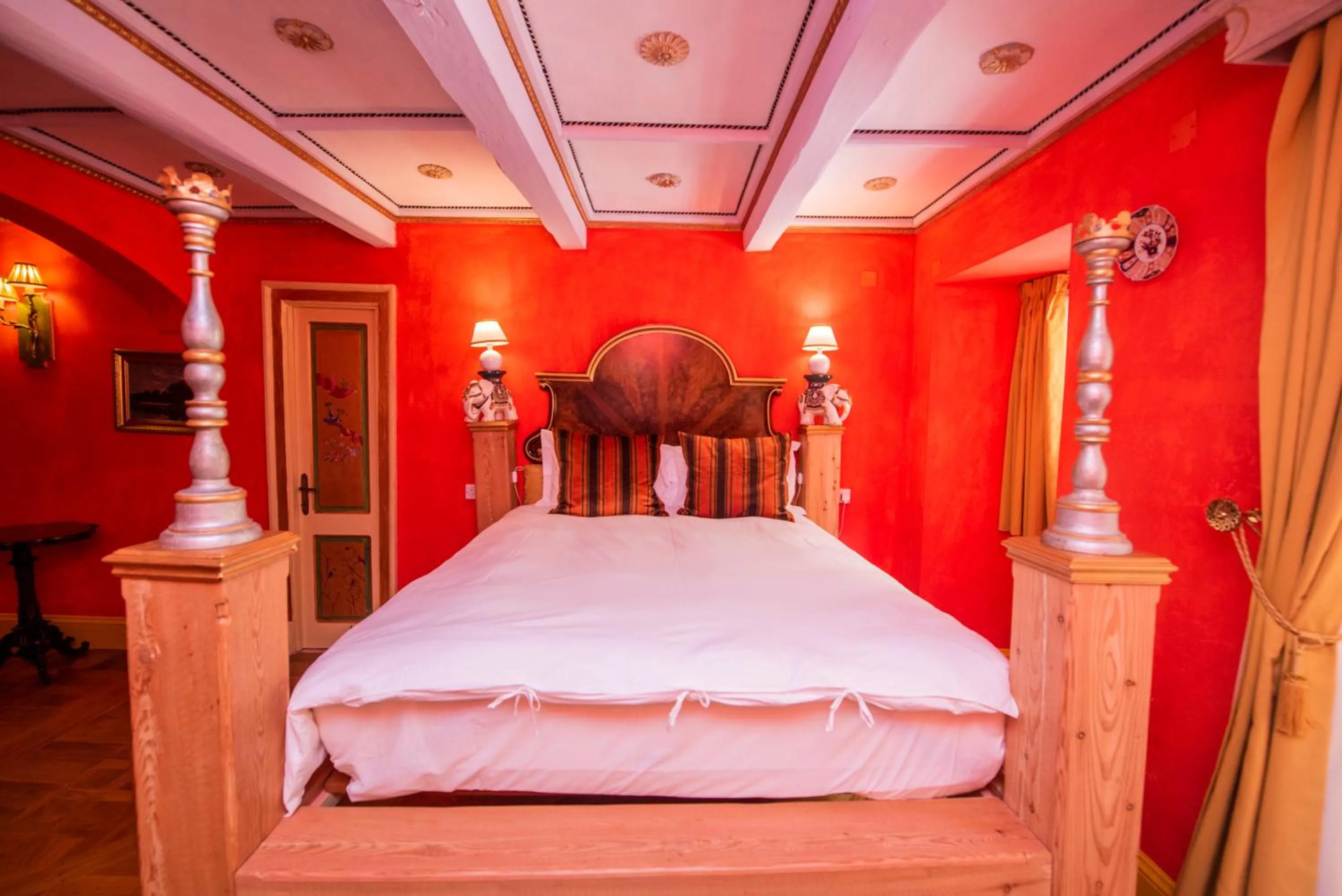 Bed in Casa Rocca Piccola B&B