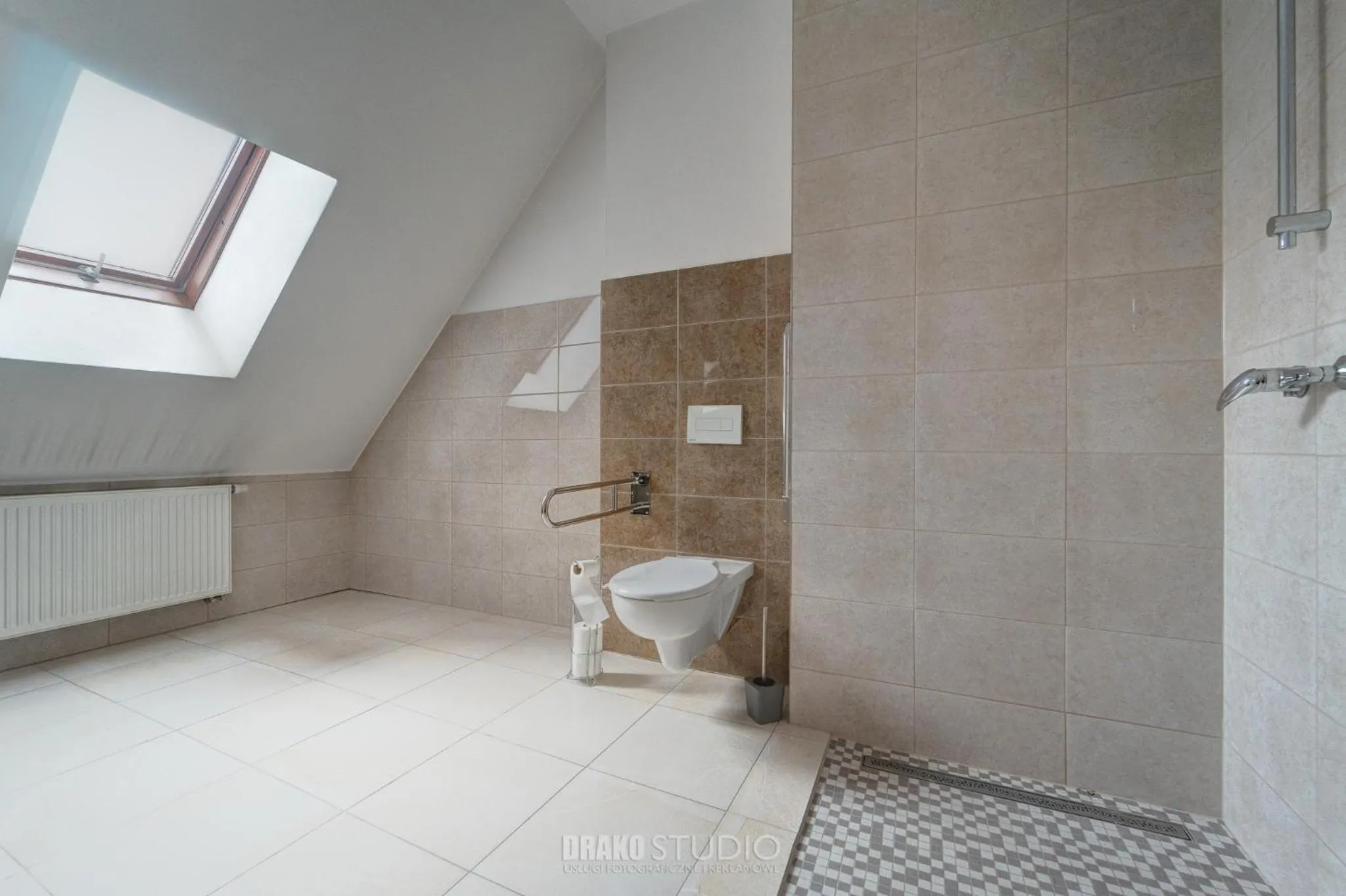 Shower in Pensjonat EDEN Maniowy