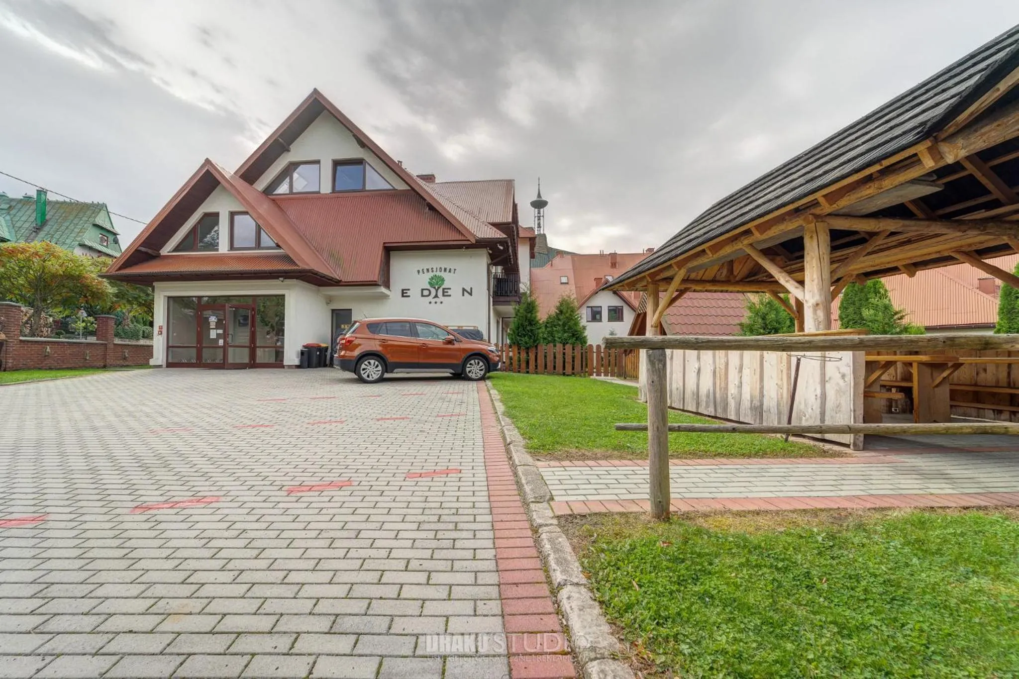 Property building in Pensjonat EDEN Maniowy