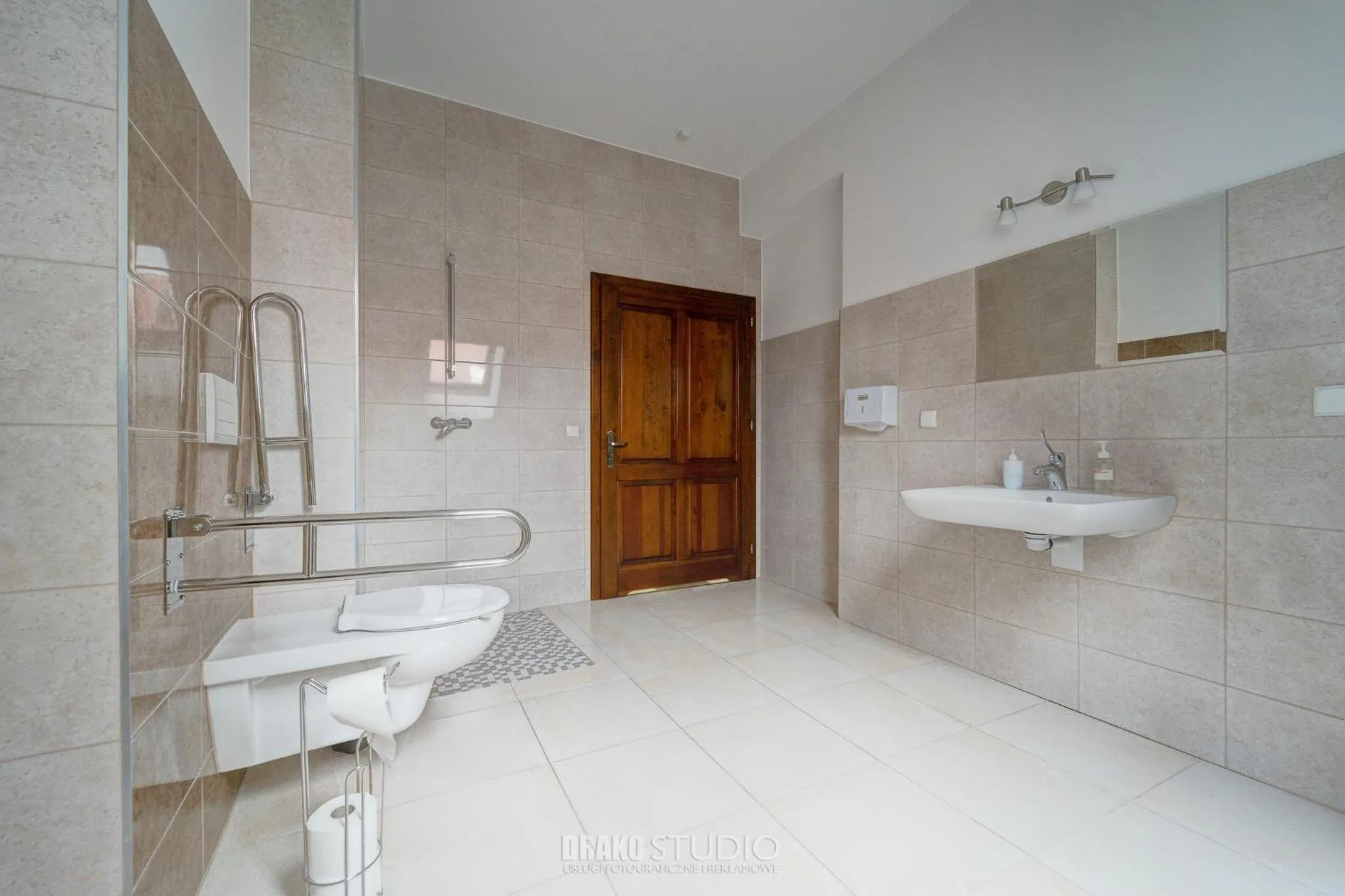 Shower in Pensjonat EDEN Maniowy