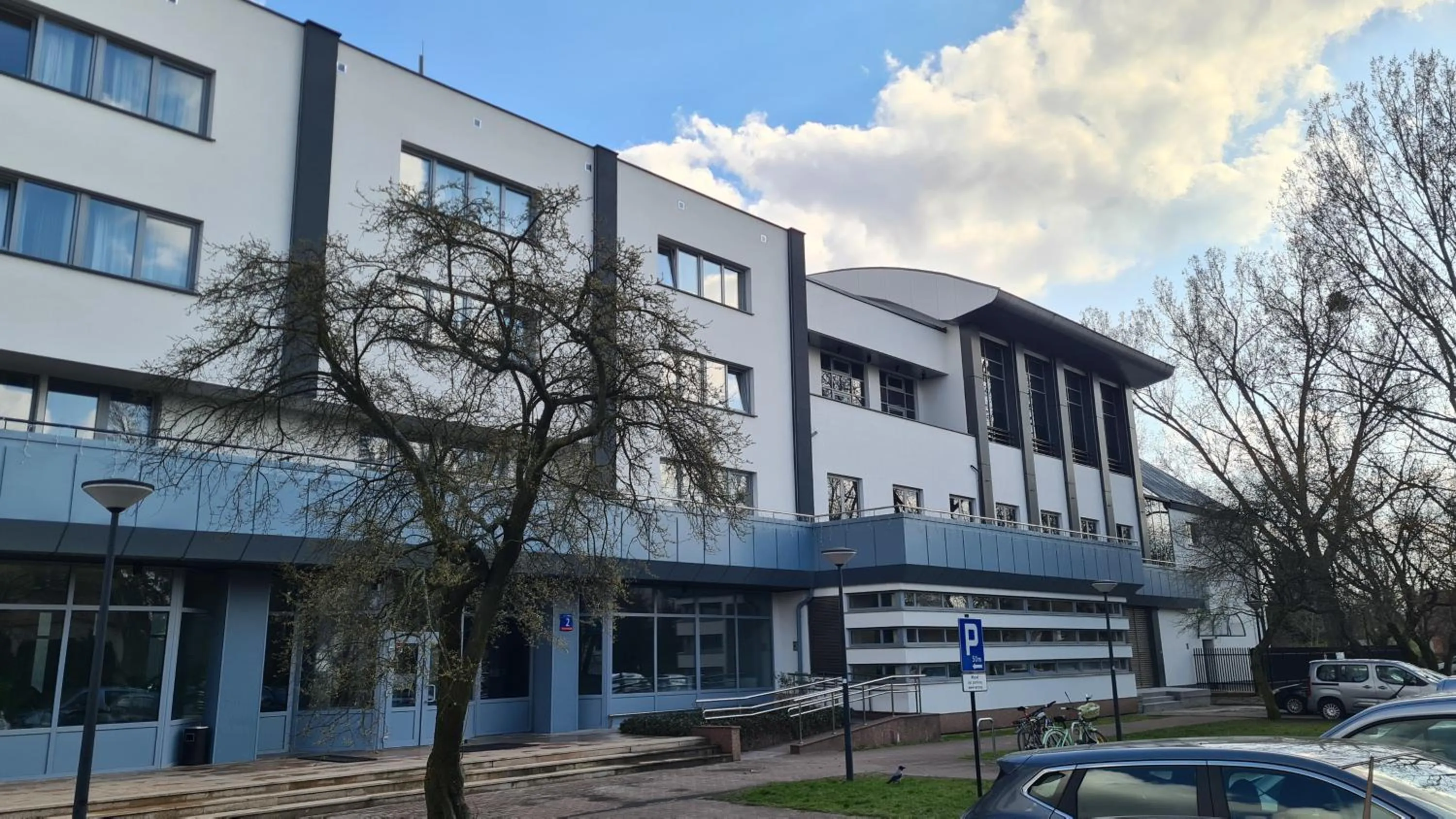 Property building in CKS Warszawa (Centrum Konferencyjno-Szkoleniowe CS Natura Tour)