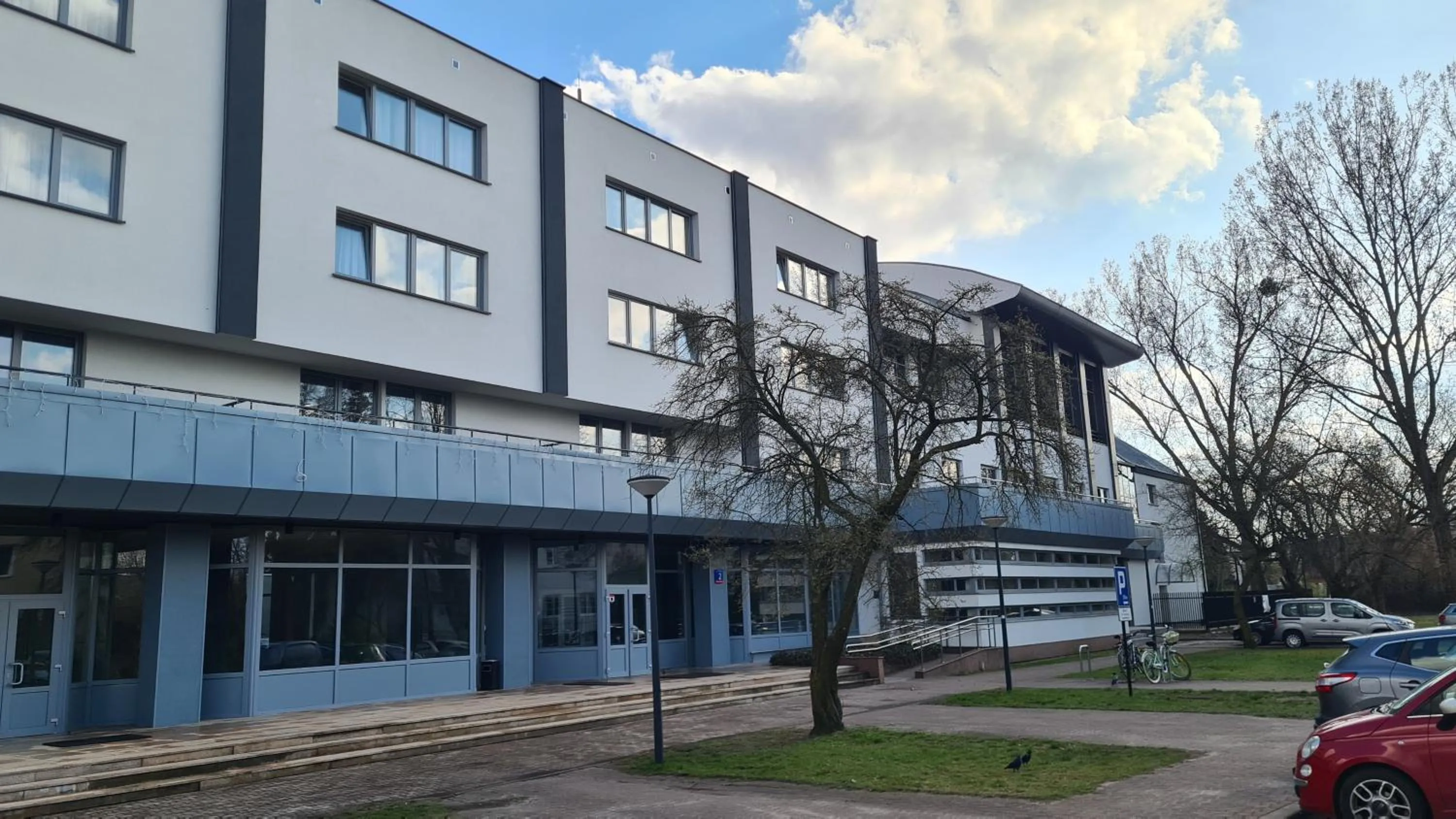Property building in CKS Warszawa (Centrum Konferencyjno-Szkoleniowe CS Natura Tour)