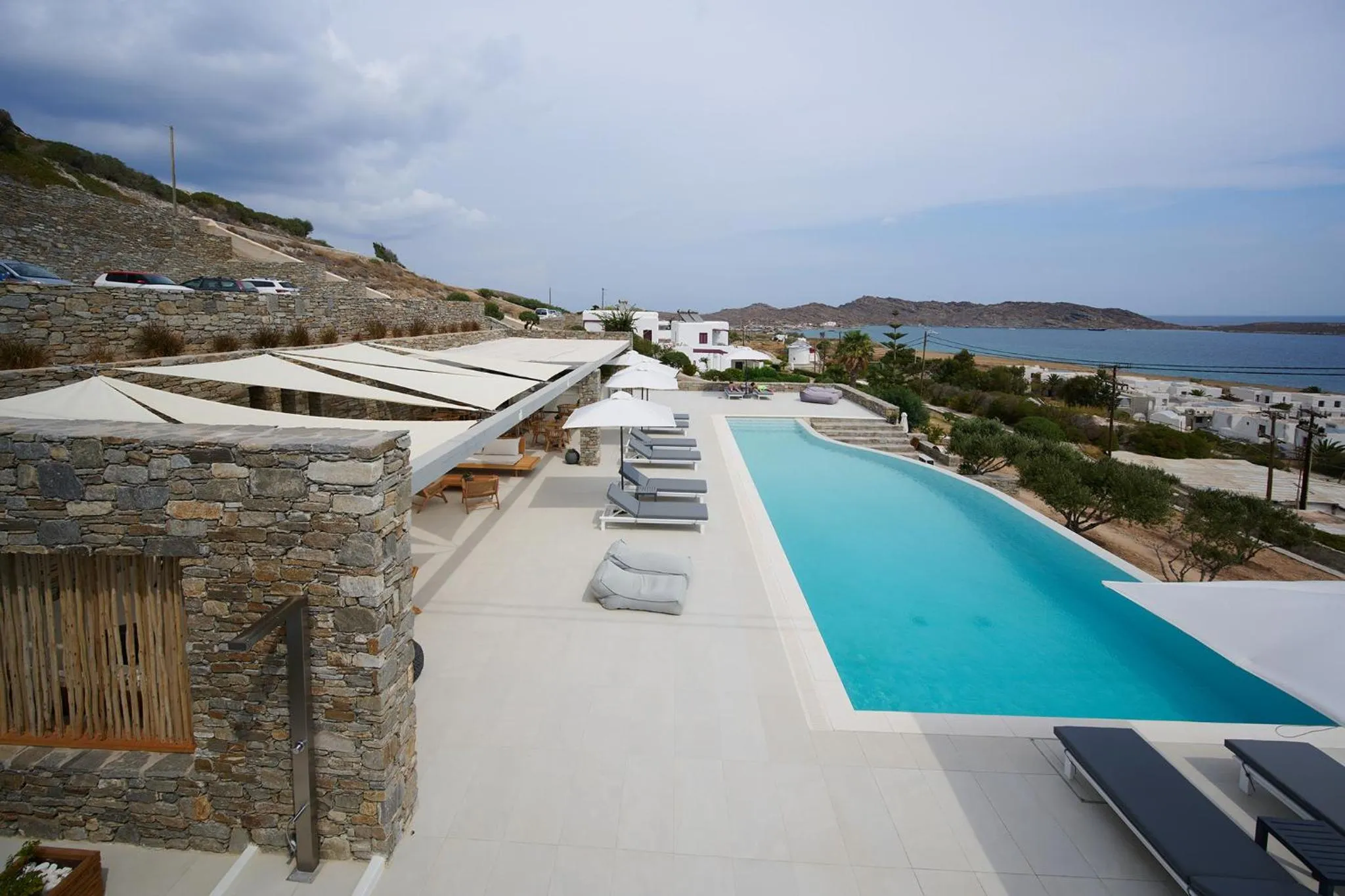 Swimming pool in Kymo Luxury Suites Paros