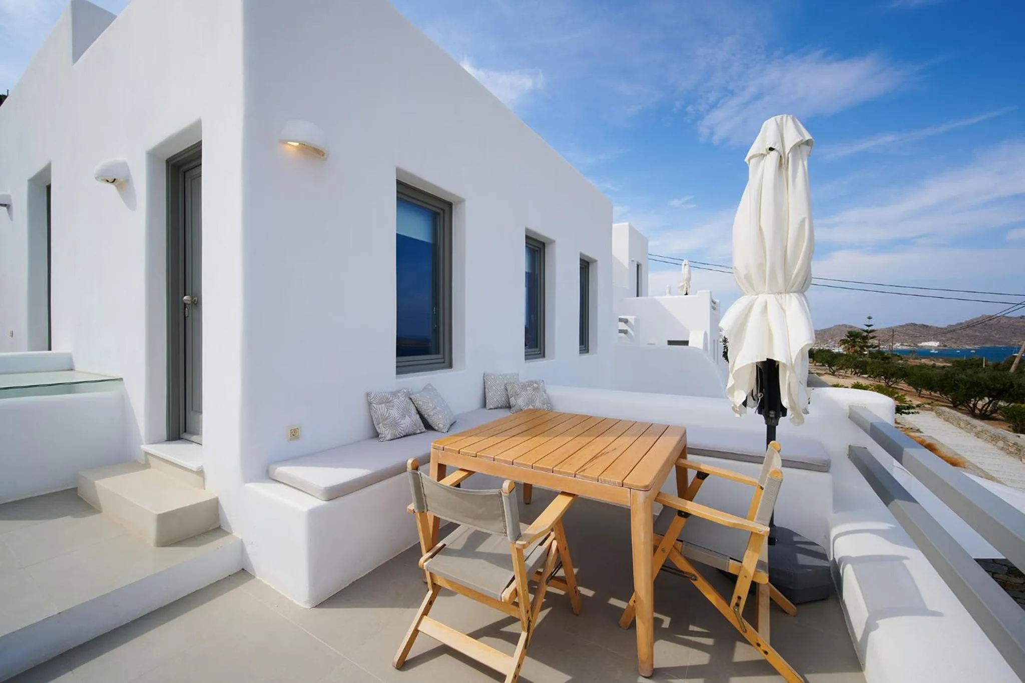 Balcony/Terrace in Kymo Luxury Suites Paros