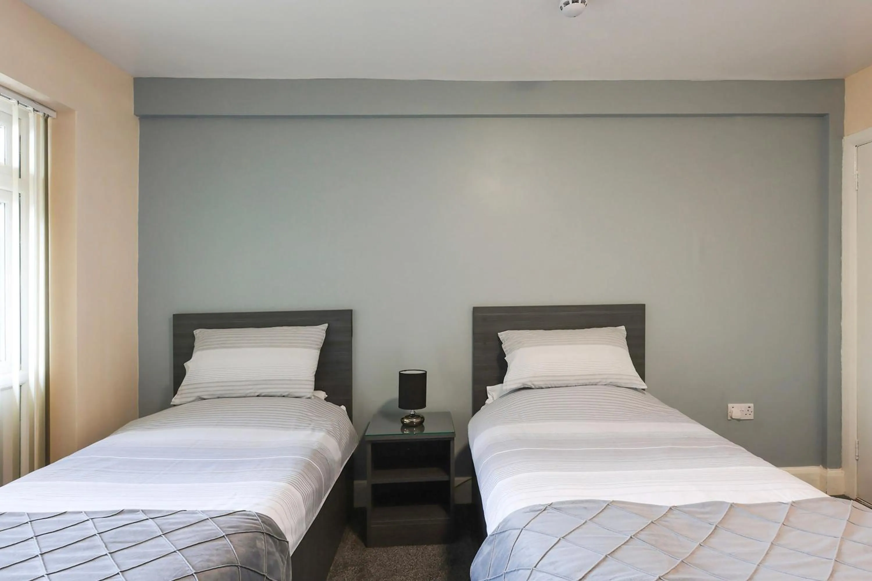 Bedroom, Bed in OYO Honeycroft Lodge