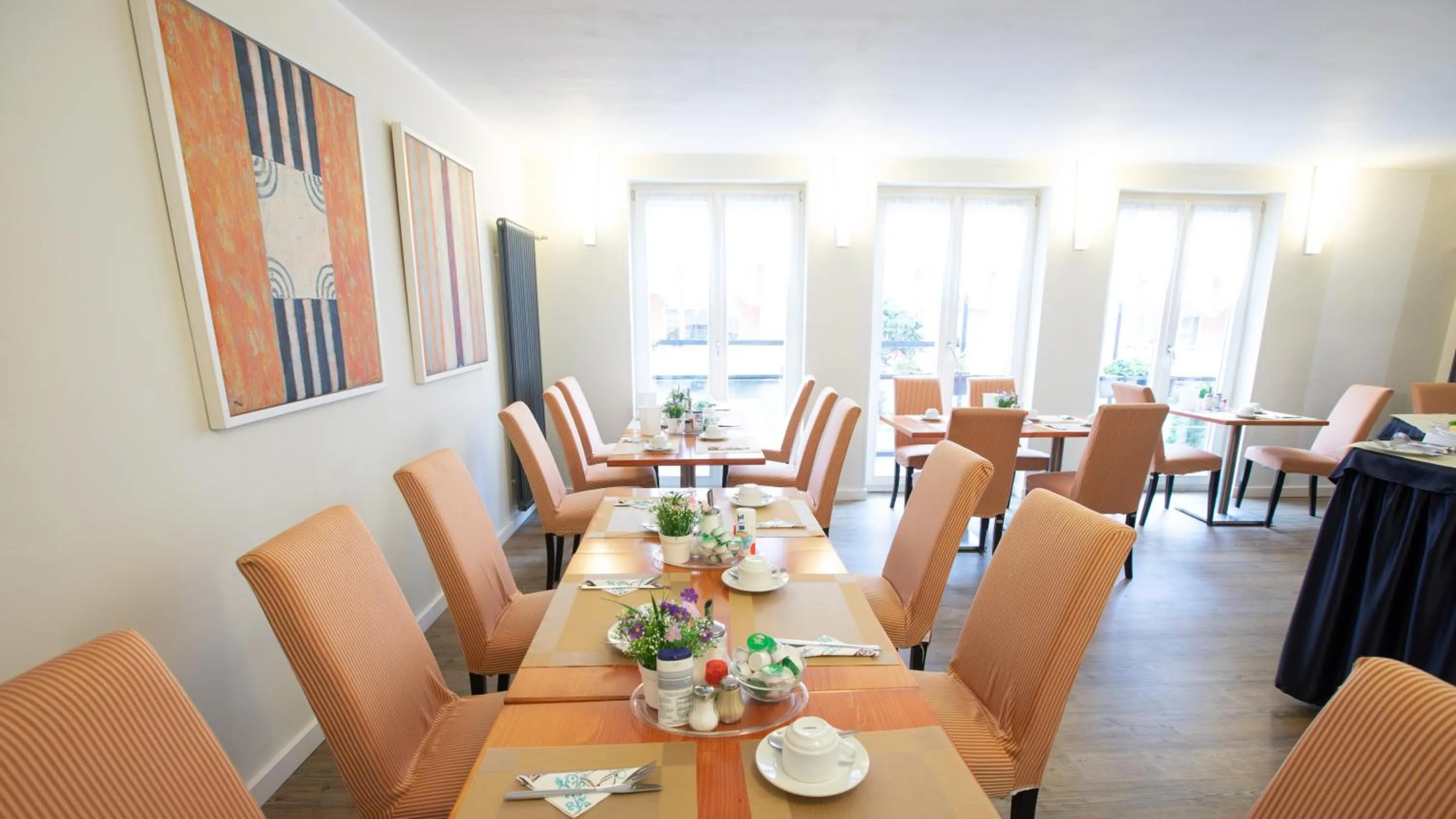 Dining area in Hotel Elite