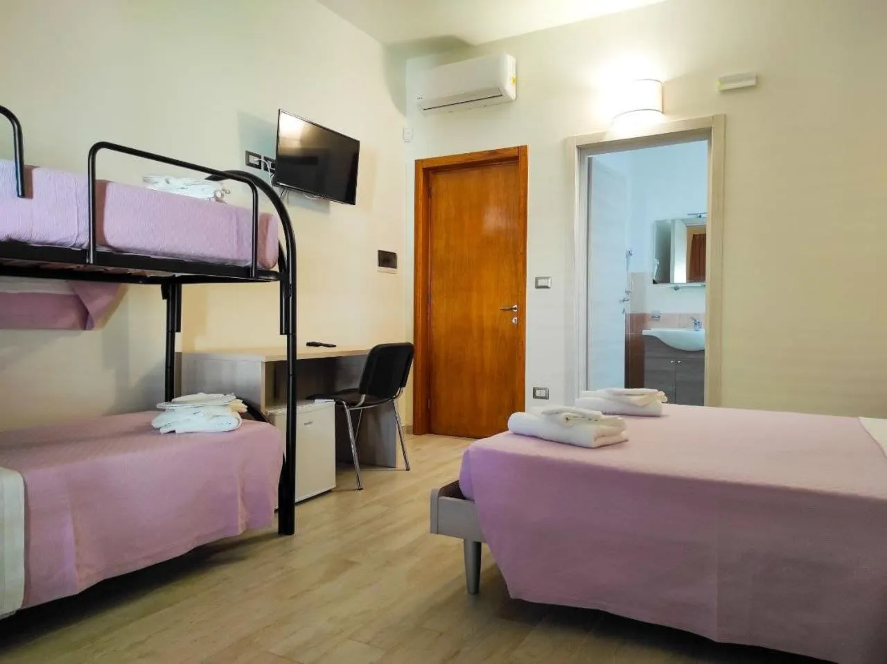 TV and multimedia, Bed in Il Negramaro