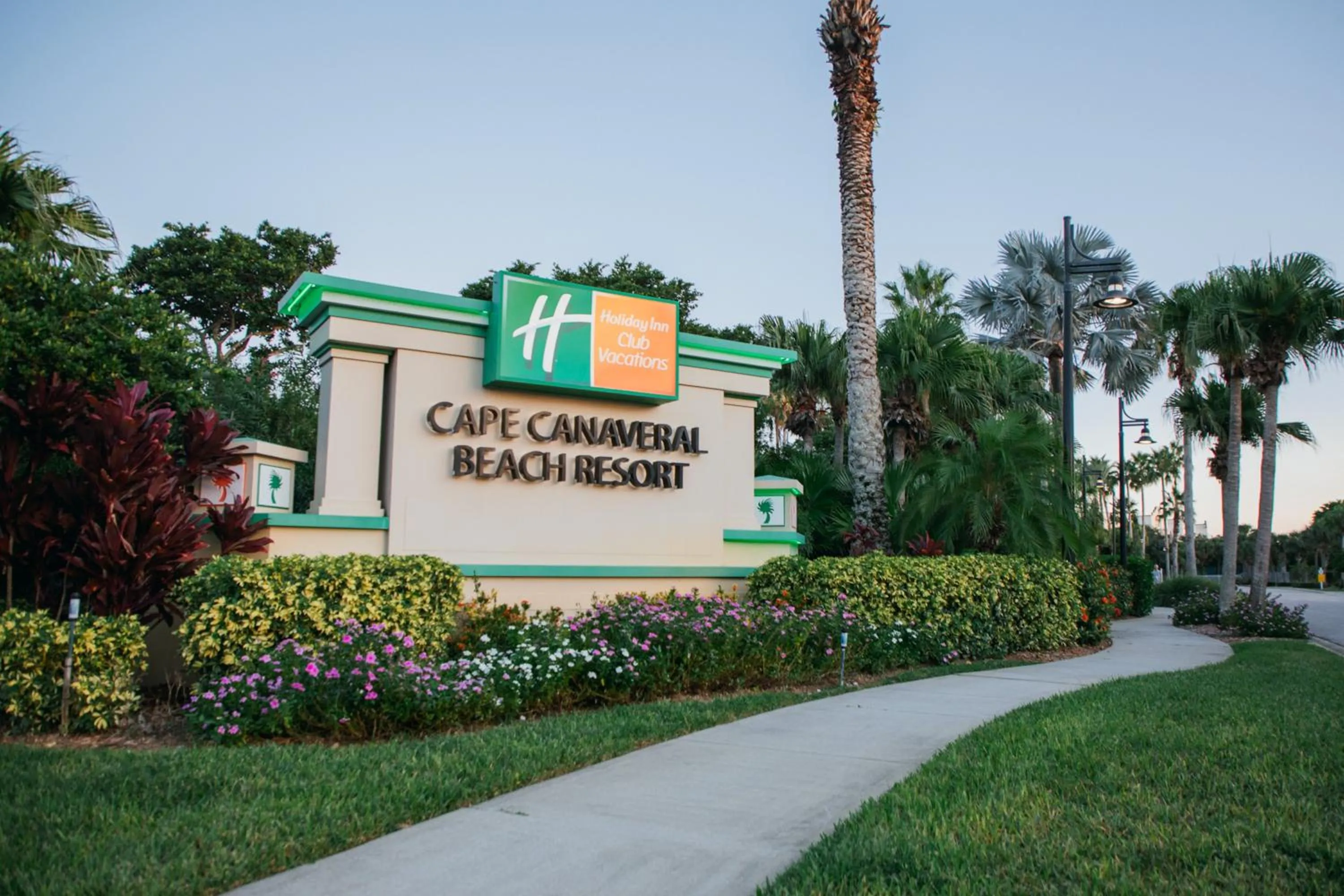 Property building in Holiday Inn Club Vacations Cape Canaveral Beach Resort