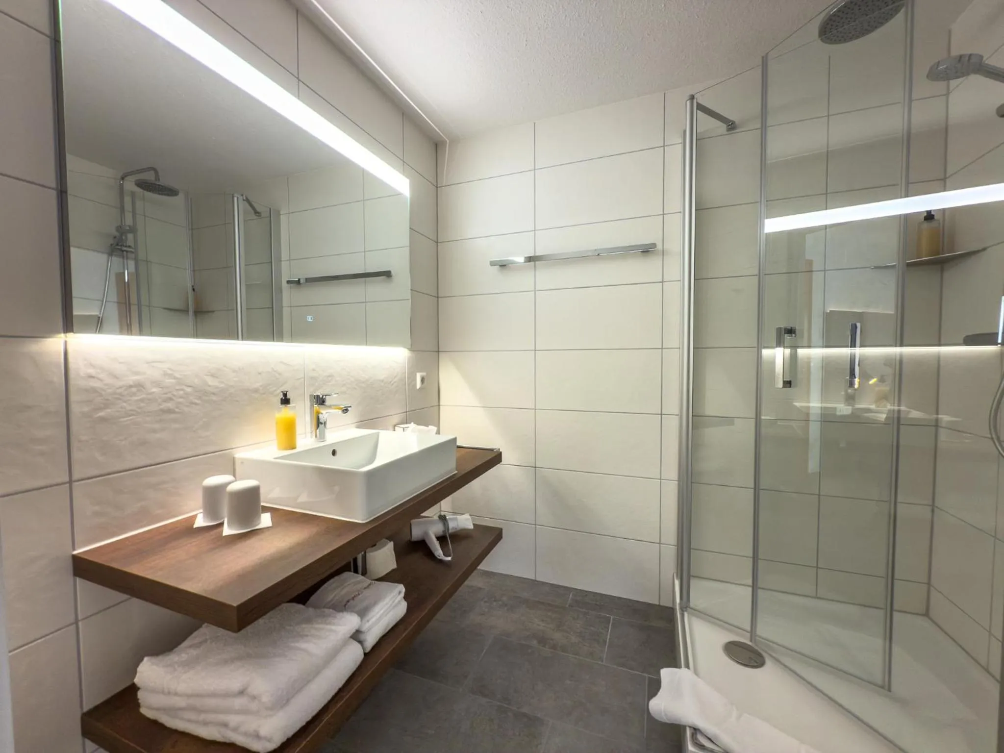 Bathroom in Hotel Restaurant Lamm Hebsack