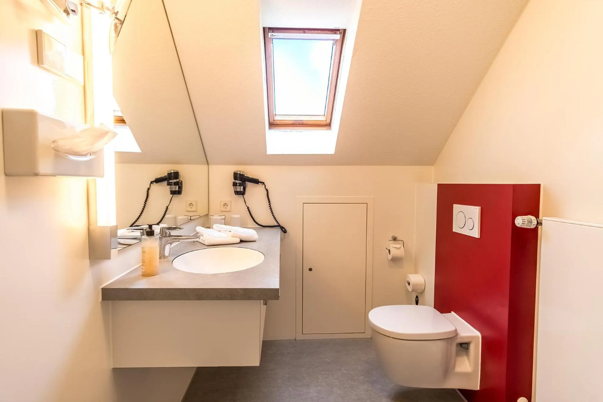 Bathroom in Hotel Restaurant Lamm Hebsack