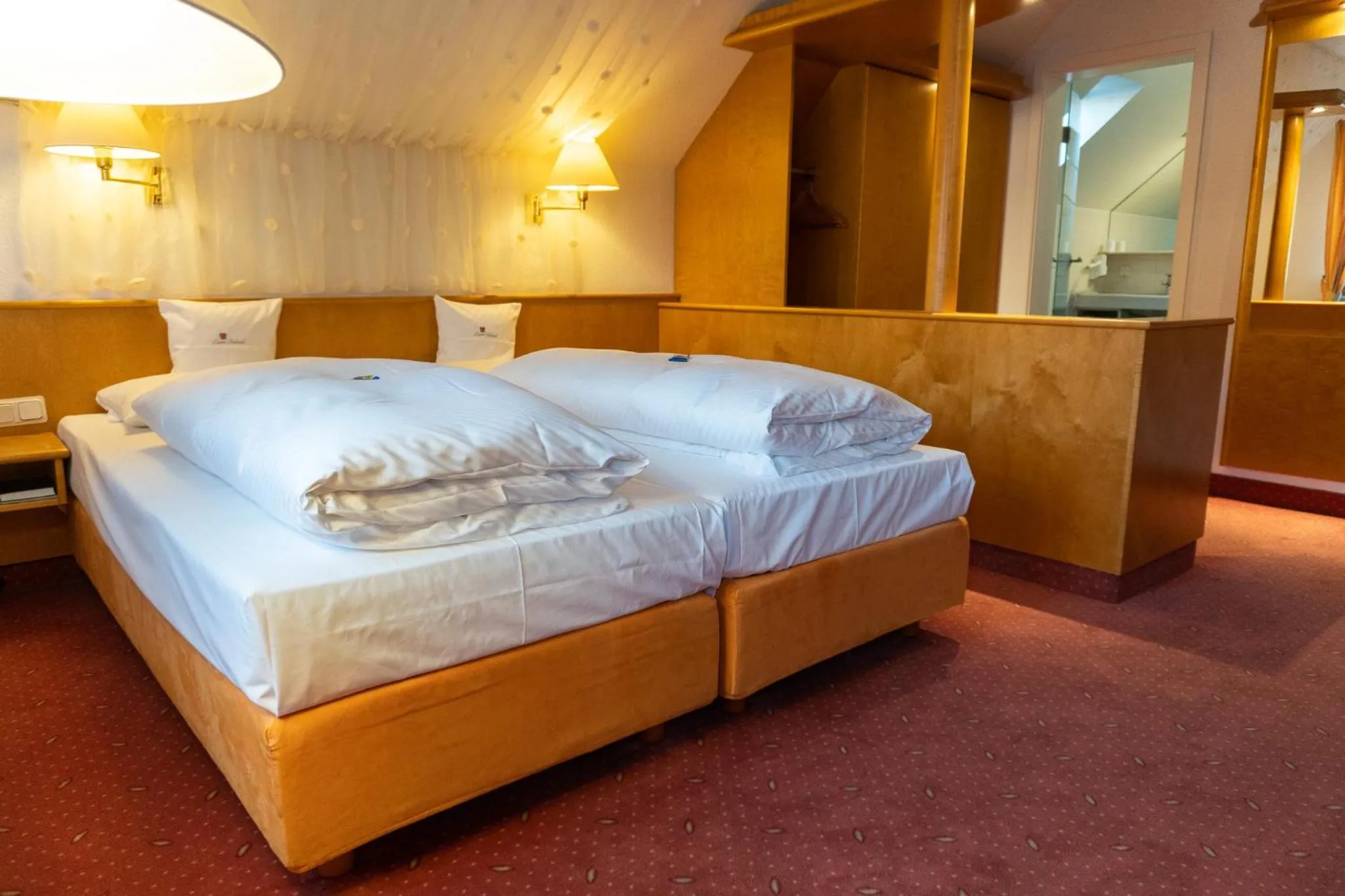 Bed in Hotel Restaurant Lamm Hebsack