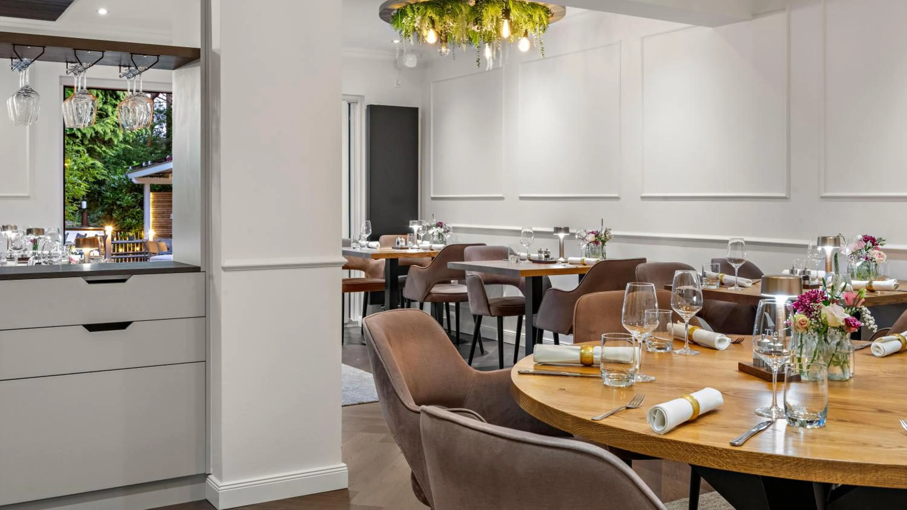 Restaurant/places to eat in Hotel Tiek Superior